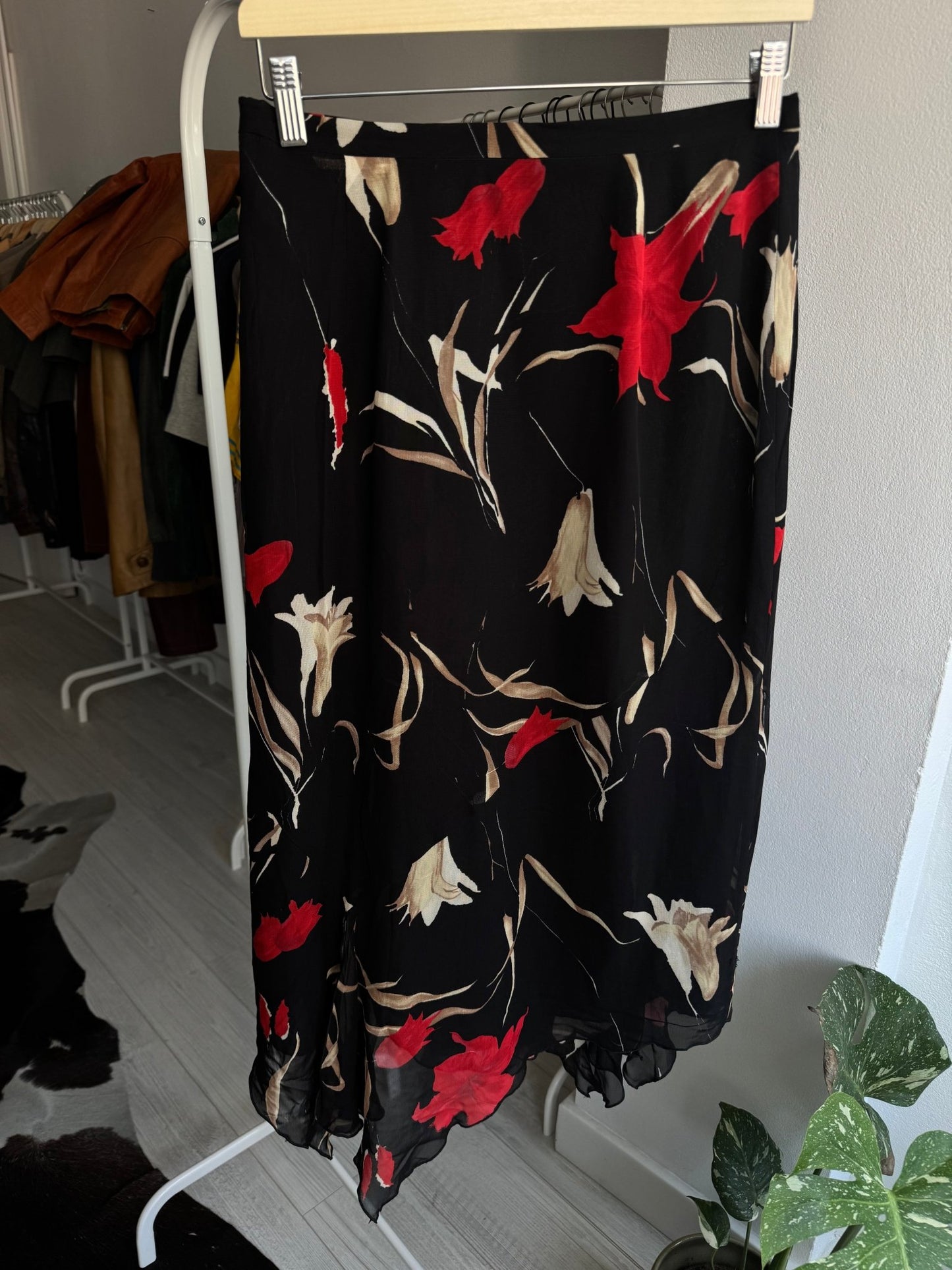 ☀️ Fustă Y2K Black Mesh cu Floral Print – EU 38 (M Damă) - anbracaminte