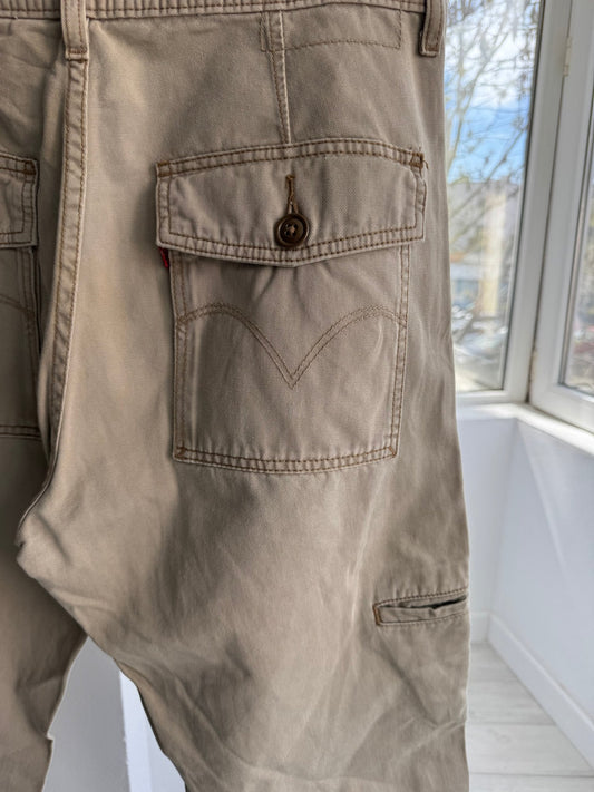 🔨 Pantaloni Y2K Levi’s Workwear Carpenter Crem – W31 x L32 | Baggy Bootcut - anbracaminte