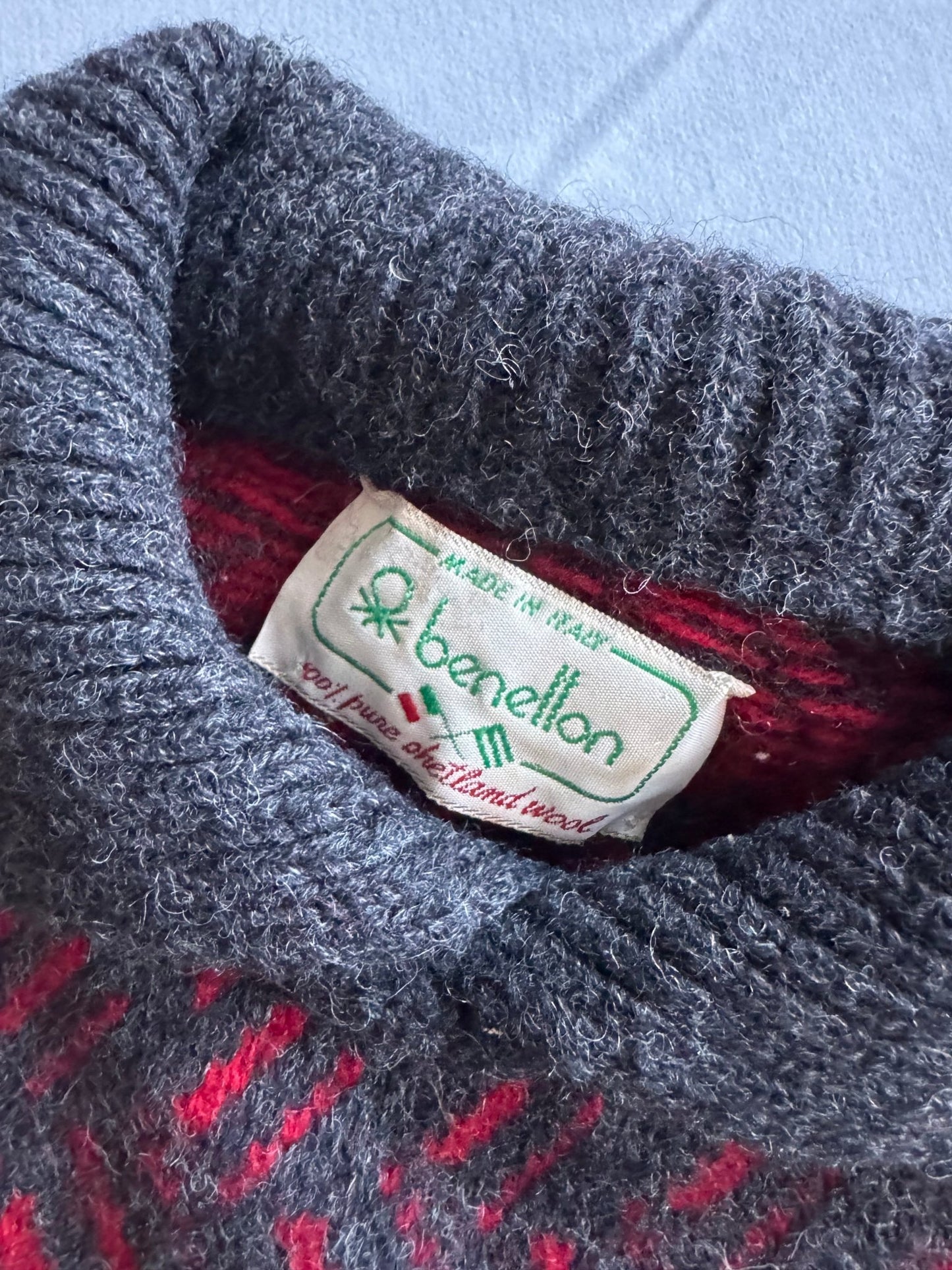 🧶 Pulover Vintage Benetton cu pattern și guler contrastant / Mărime 46 (S) - anbracaminte