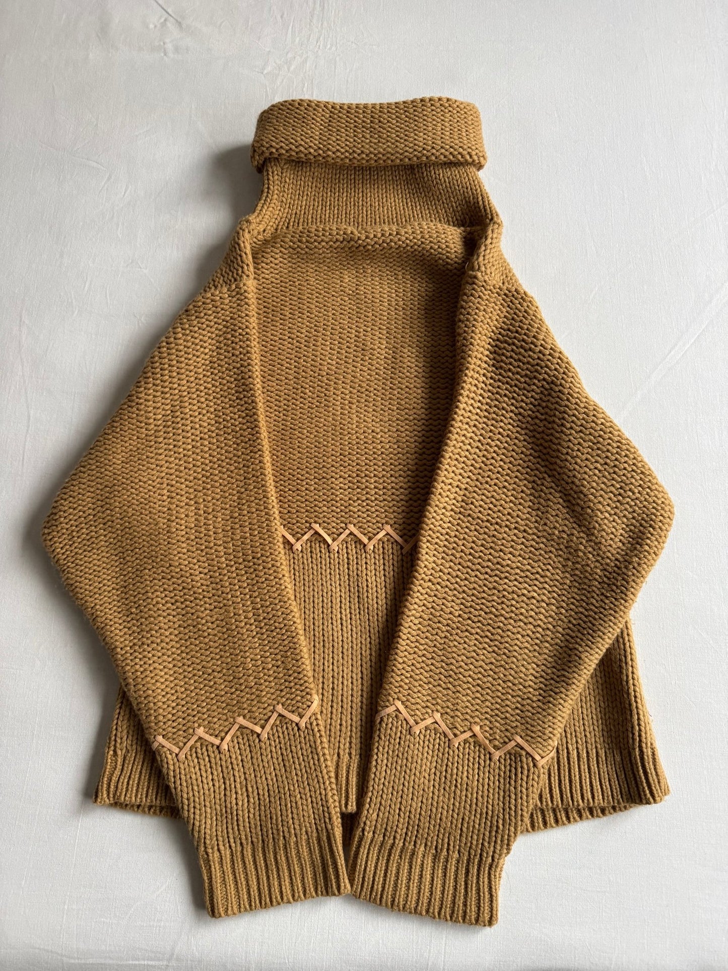 🧶 Pulover Vintage Damă Crem - Maroniu cu Guler Înalt din Lână și Bumbac – aprox. S / M - anbracaminte