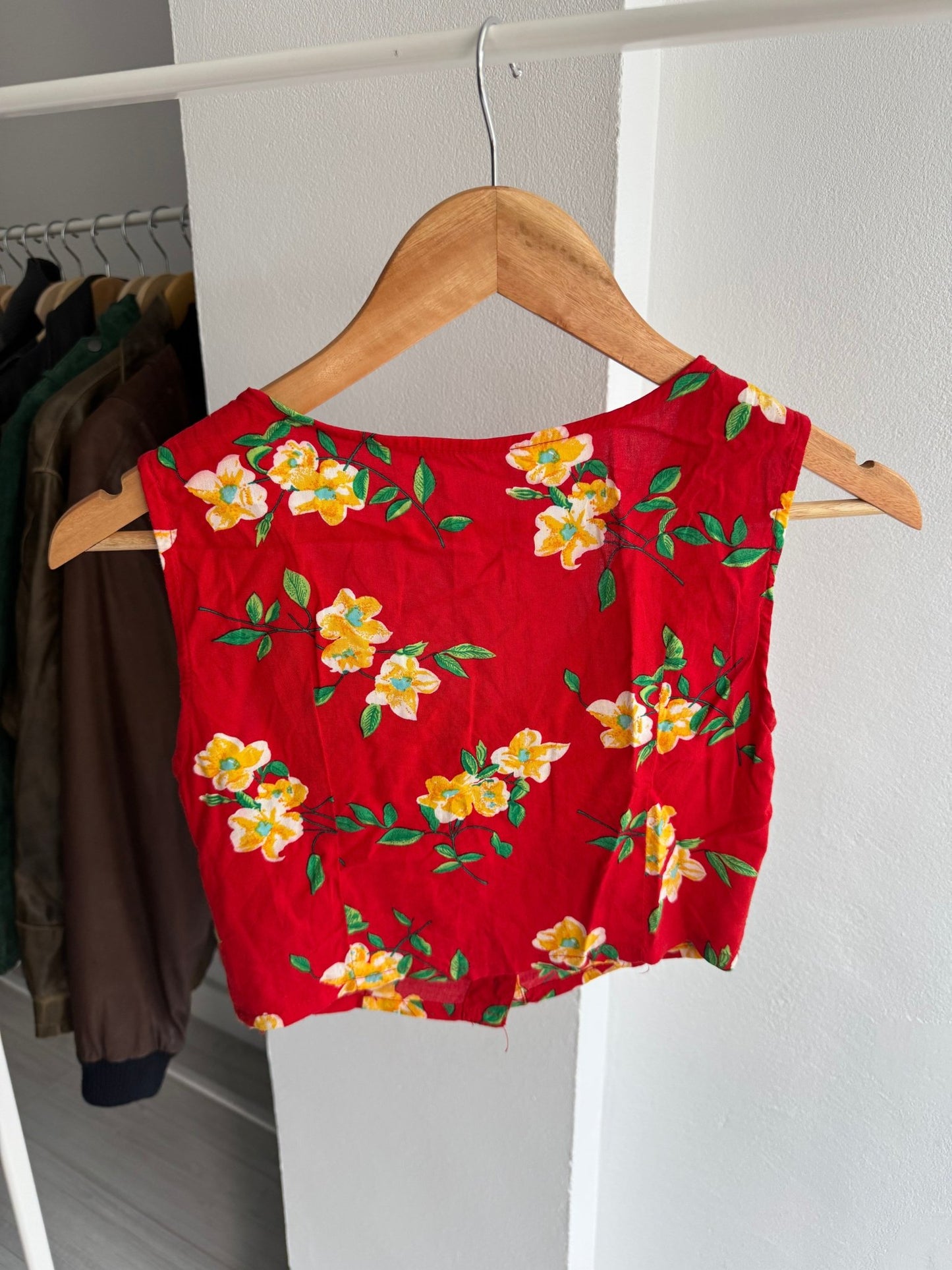 š¹ Top Y2K Red Floral Printed ā S DamÄ ā Made in Italy - anbracaminte