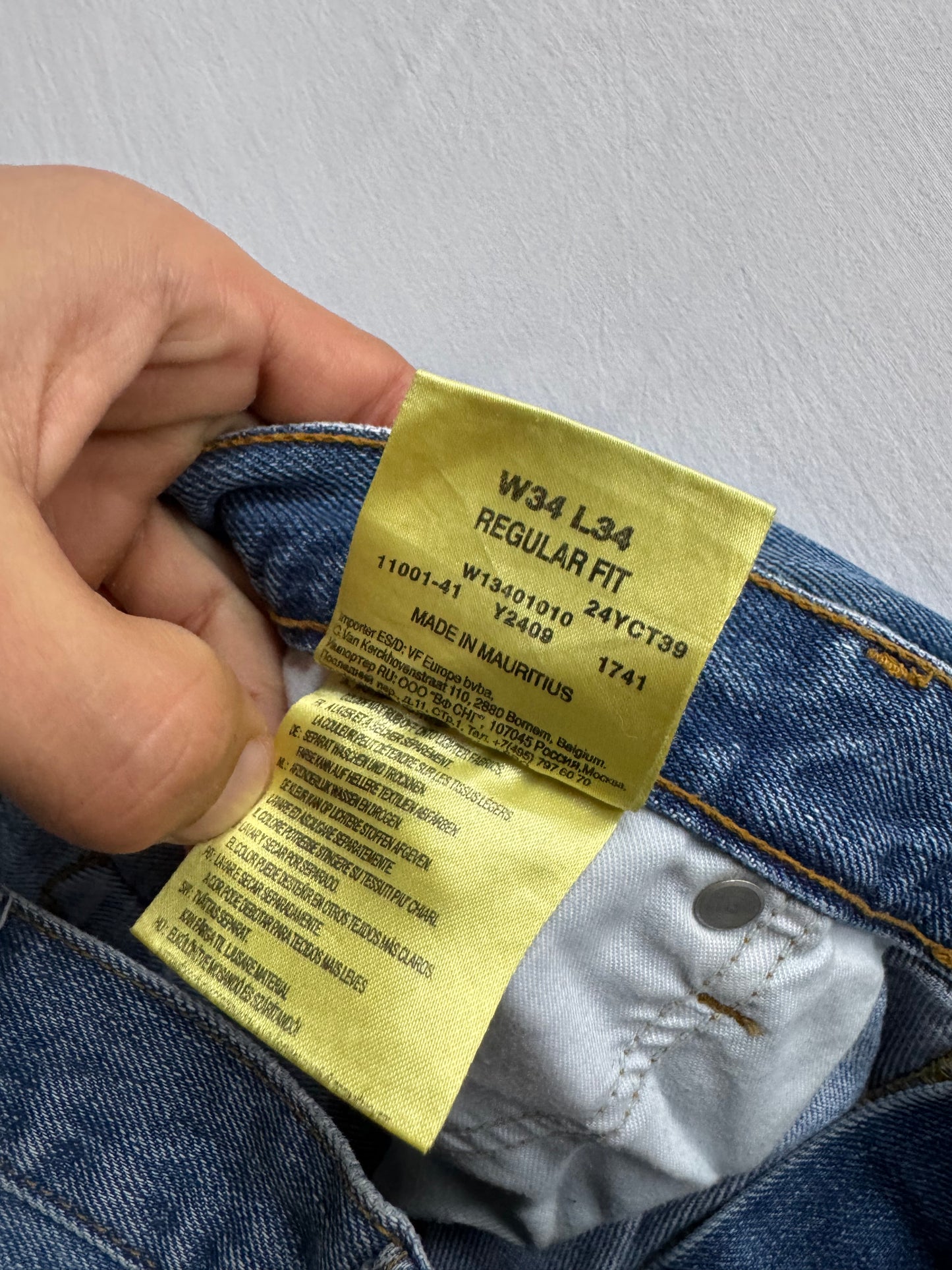 👖 Blugi Vintage Wrangler / Light Wash (W34 x L34)