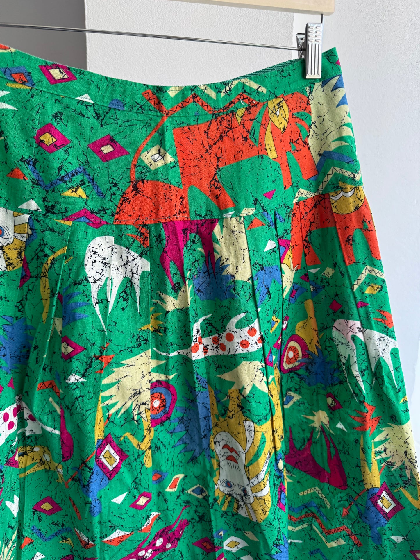 🌴 Fustă Vintage cu Jungle Print – Approx. M/L Damă