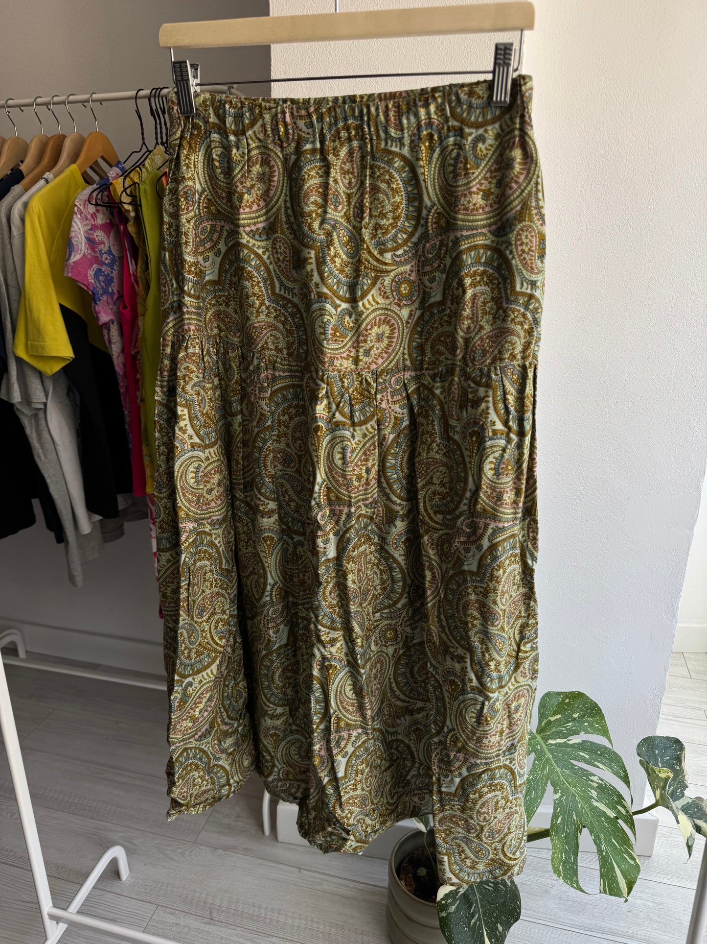 ☀️ Fustă Maxi Vintage cu Print Paisley – IT 44 Damă (M/L)