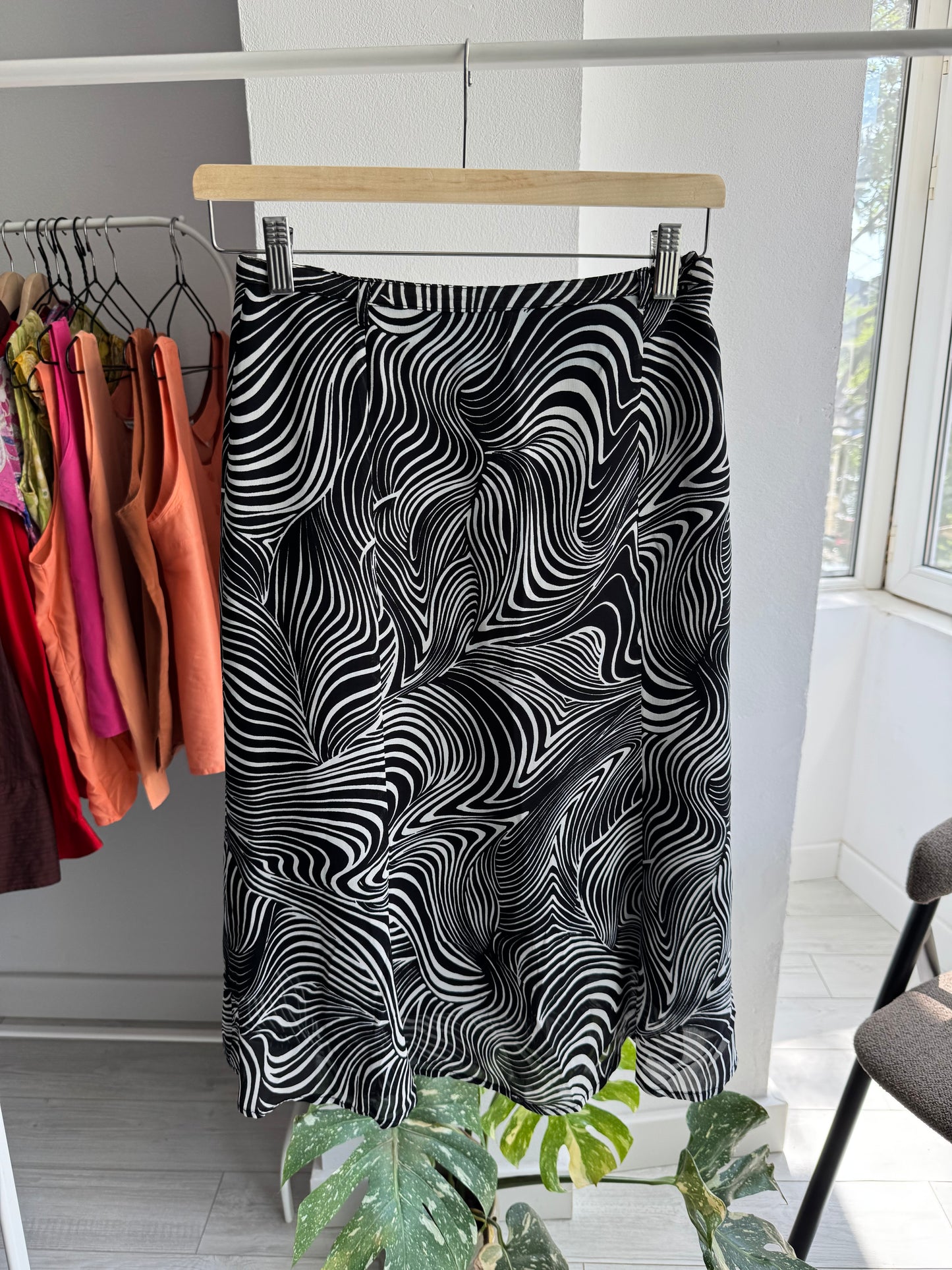💁‍♀️Fustă A-Line Y2K Print Hipnotic | Made in Italy – S Damă