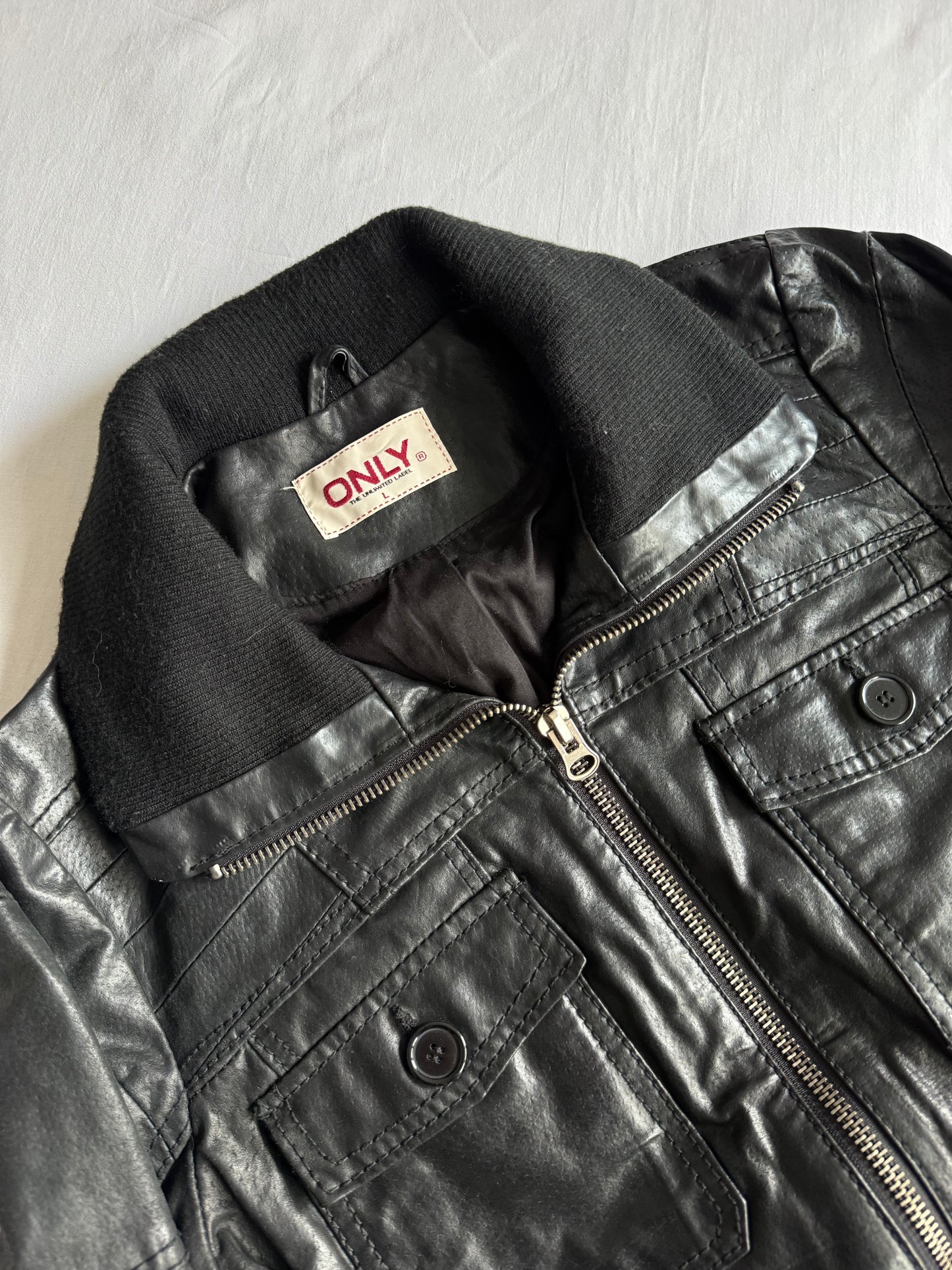 🐽 Geacă Y2K Damă din Piele de Porc Neagră – L