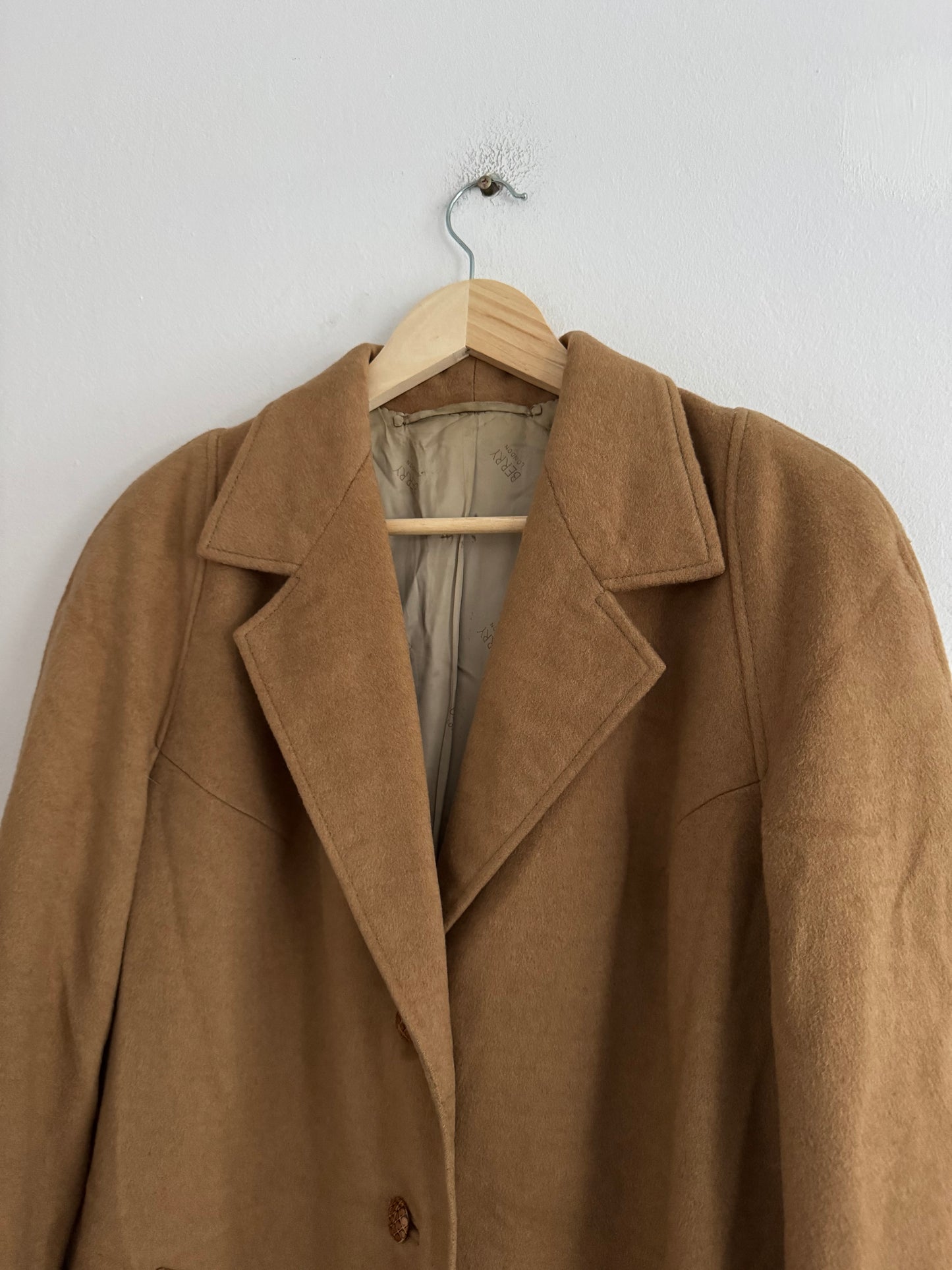 🧥 Palton Vintage Damă Camel din Lână cu Detalii din Blană Naturală – Aprox. L Femei