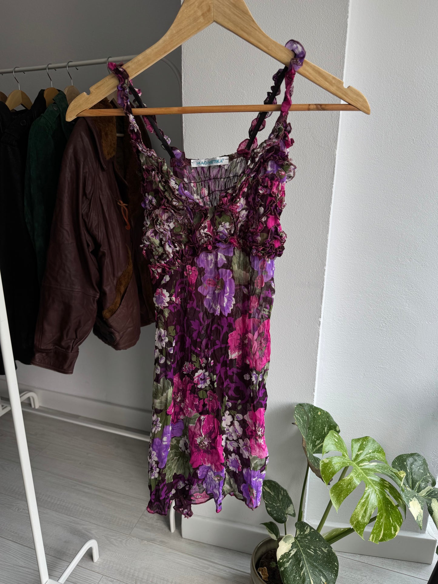 🌷 Top Y2K Floral Mesh – M Damă – Made in Italy