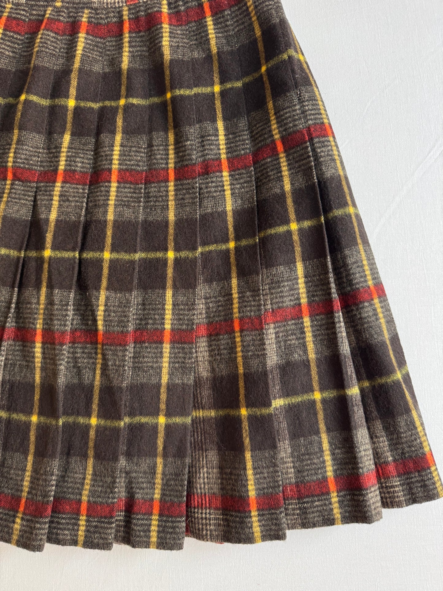 🪃 Fustă Vintage Plisată din Lână cu Print Tartan – aprox. M