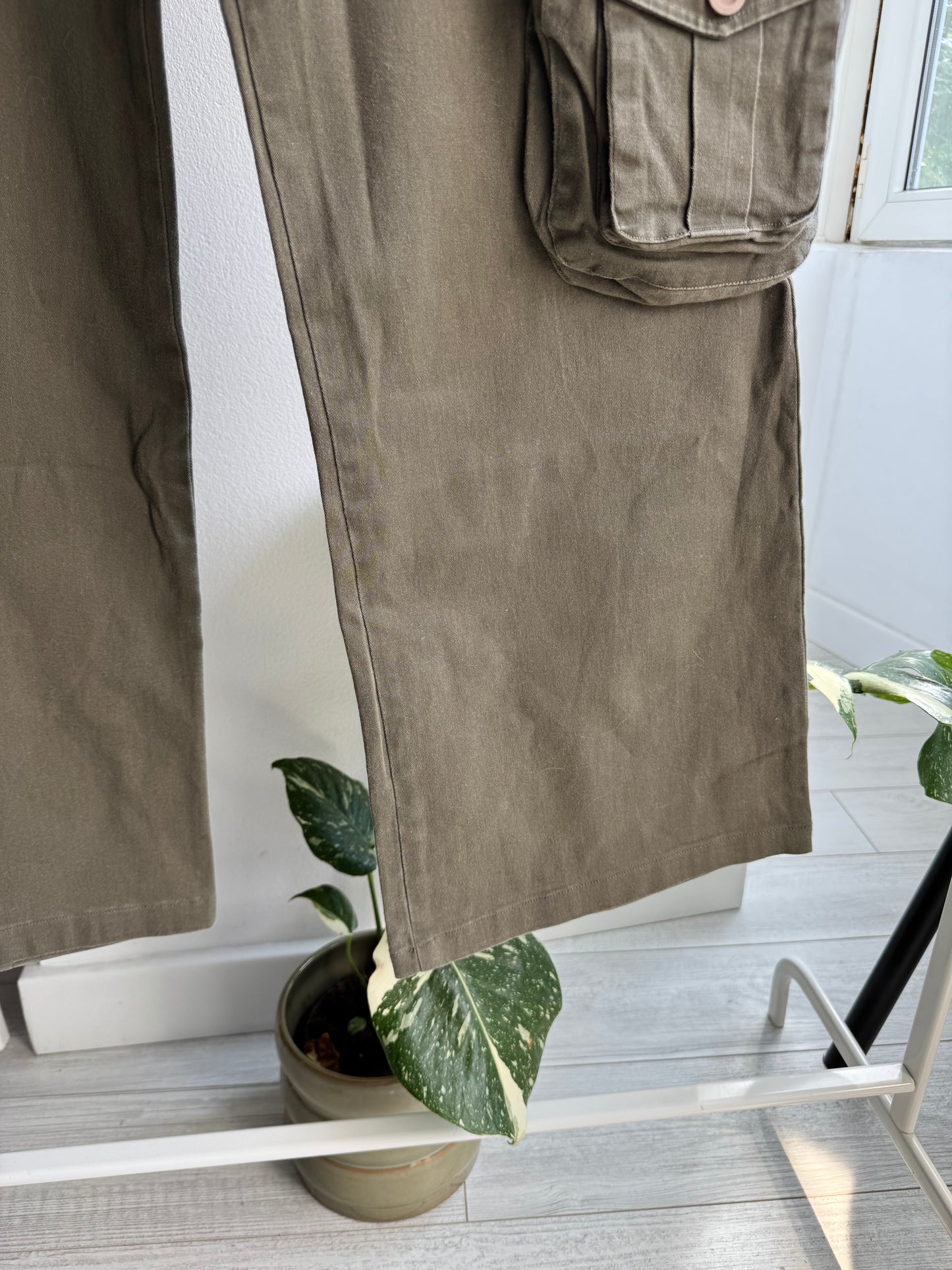 🪖 Pantaloni Y2K Cargo – XL Damă