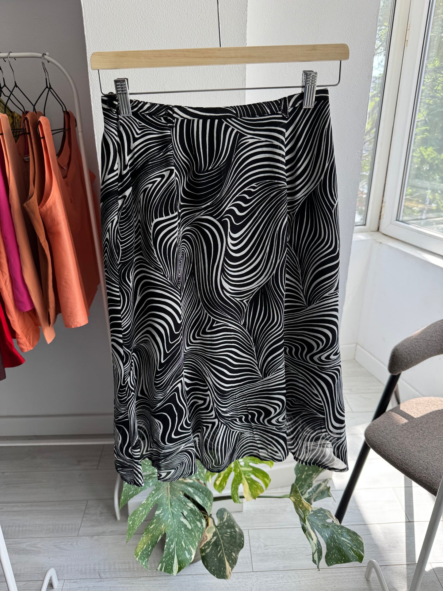 💁‍♀️Fustă A-Line Y2K Print Hipnotic | Made in Italy – S Damă