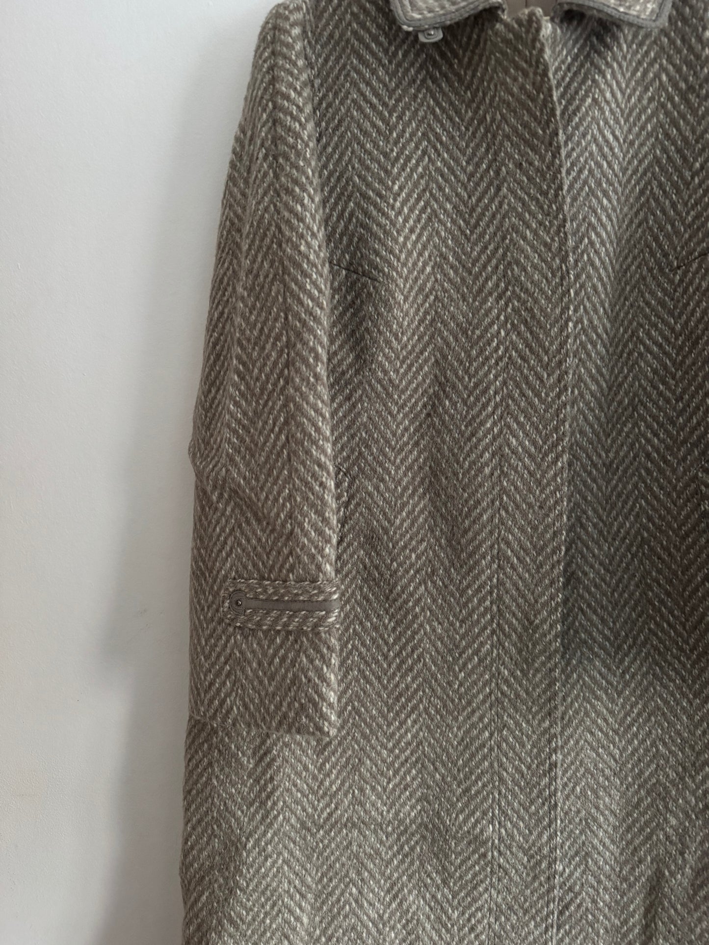 🧥 Palton Vintage Texturat din Lână Virgină și Mohair – Damă (M/L aprox.)