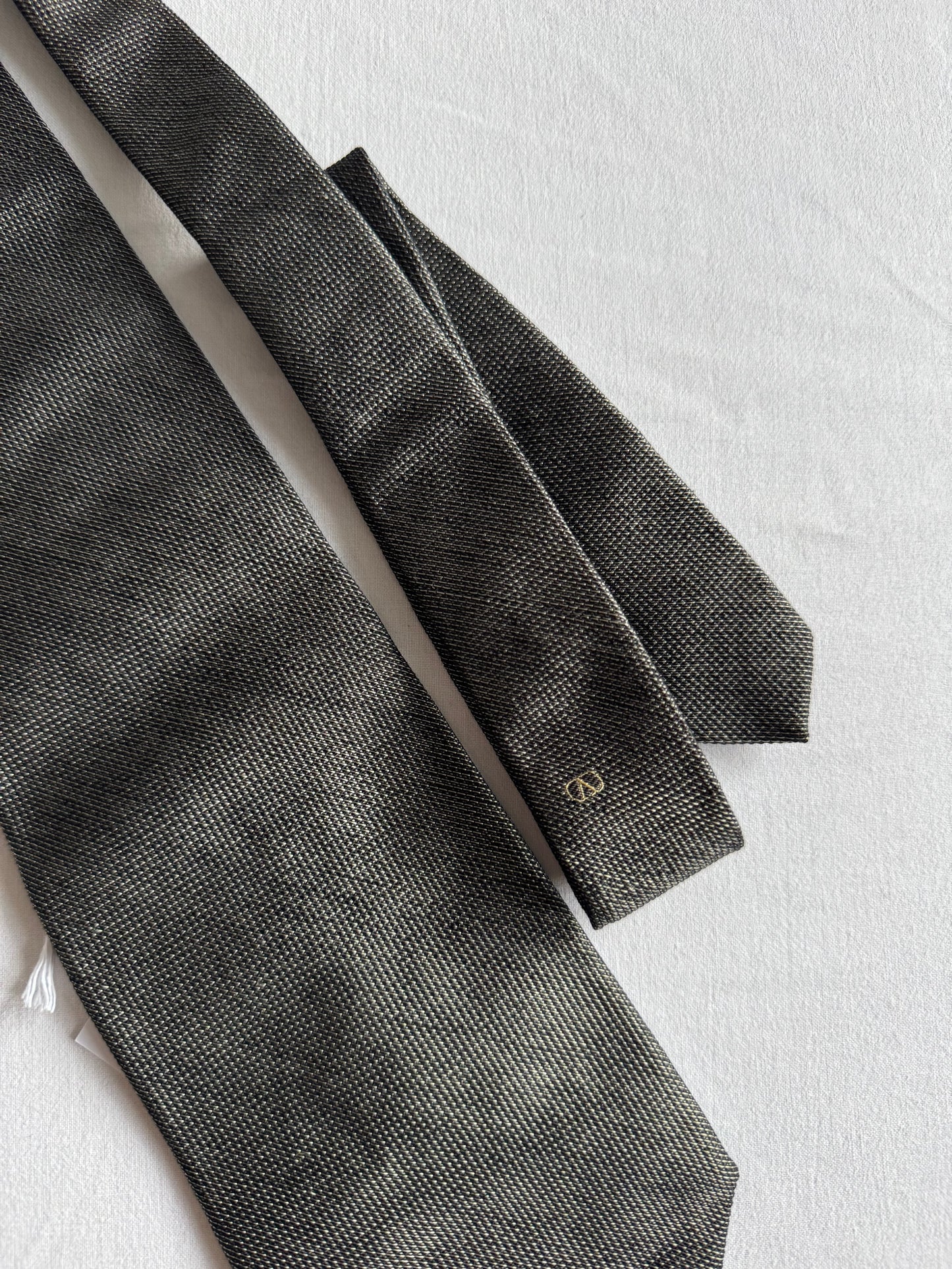 👔 Cravată Vintage Valentino din Mătase