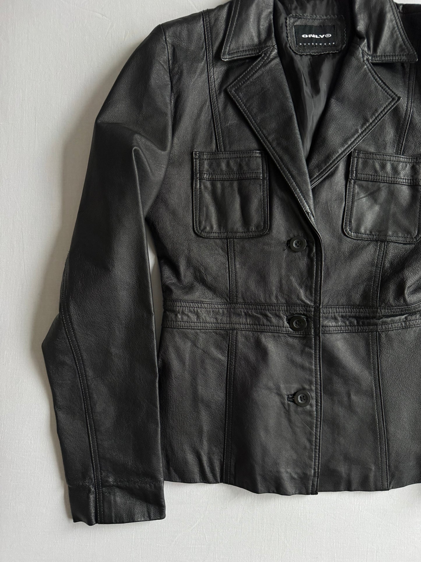 ☕️ Blazer Y2K Damă din Piele Neagră – M