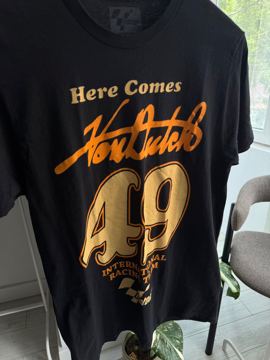 🏍️ Tricou Von Dutch x MotoGP Graphic Tee – M Bărbați