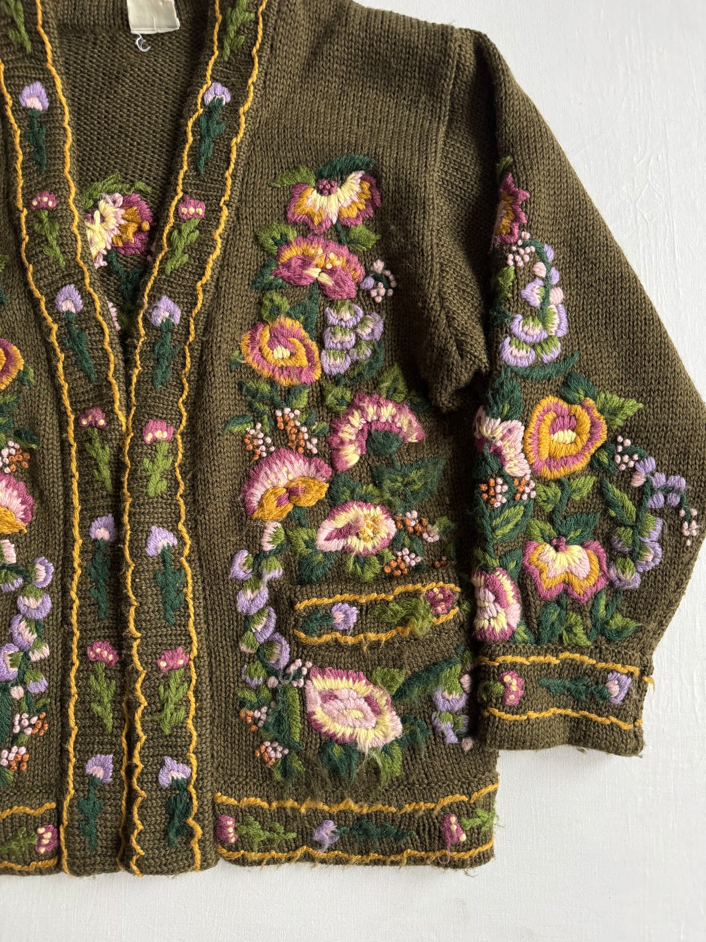 🧶 Cardigan Vintage Damă Verde Închis din Lână cu Broderie Florală – S