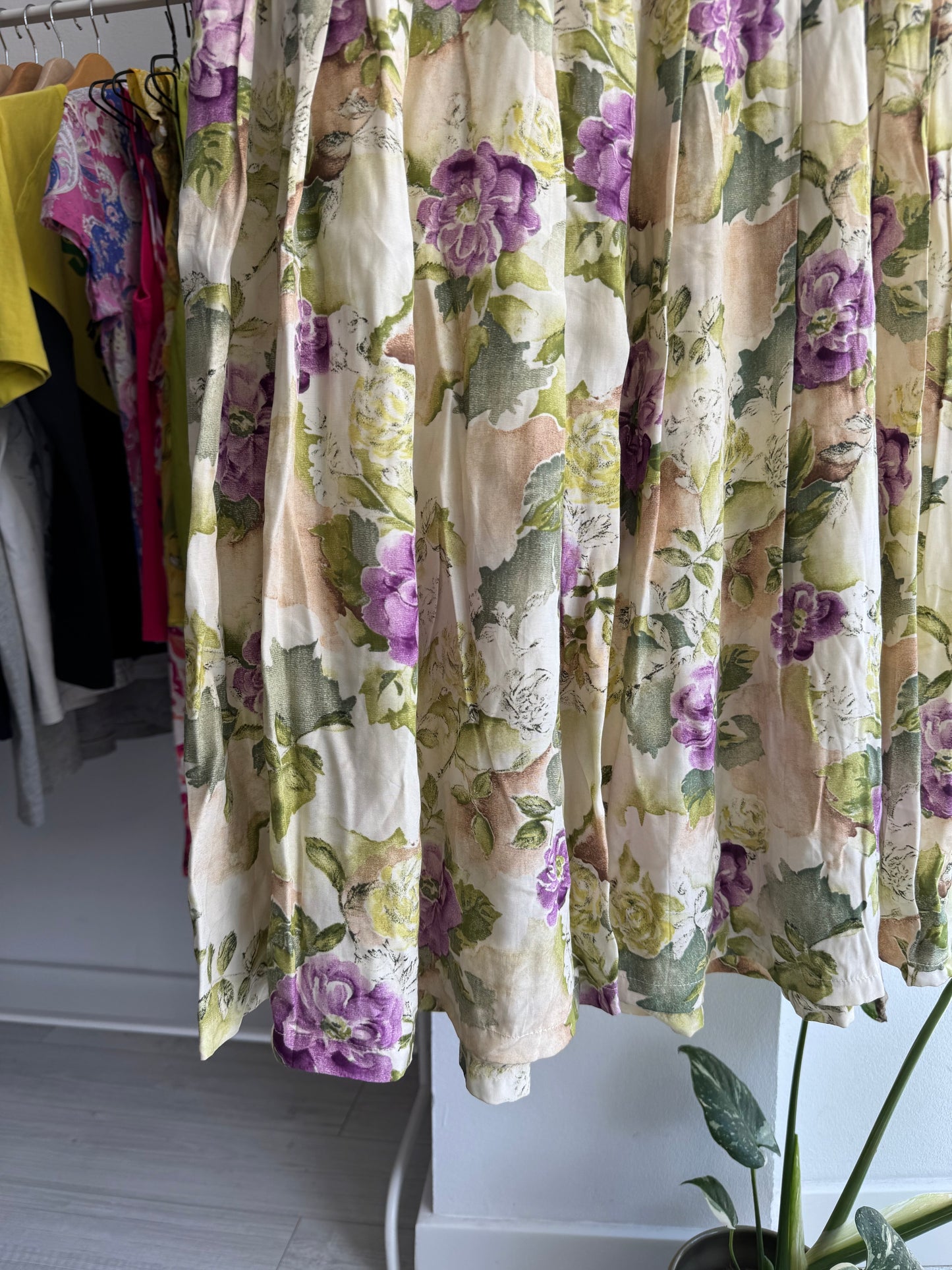☀️ Fustă Vintage Floral cu Print – Approx. M Damă