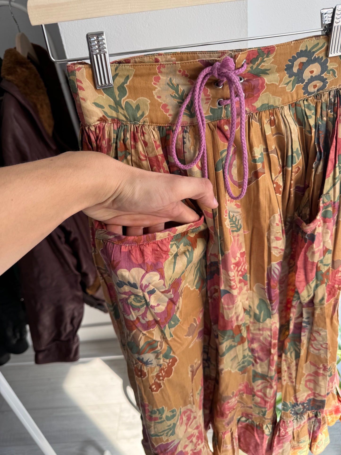 🌸 Fustă Vintage Floral Printed cu Buzunare – EU 36 (XS/S Damă) – Made in Italy