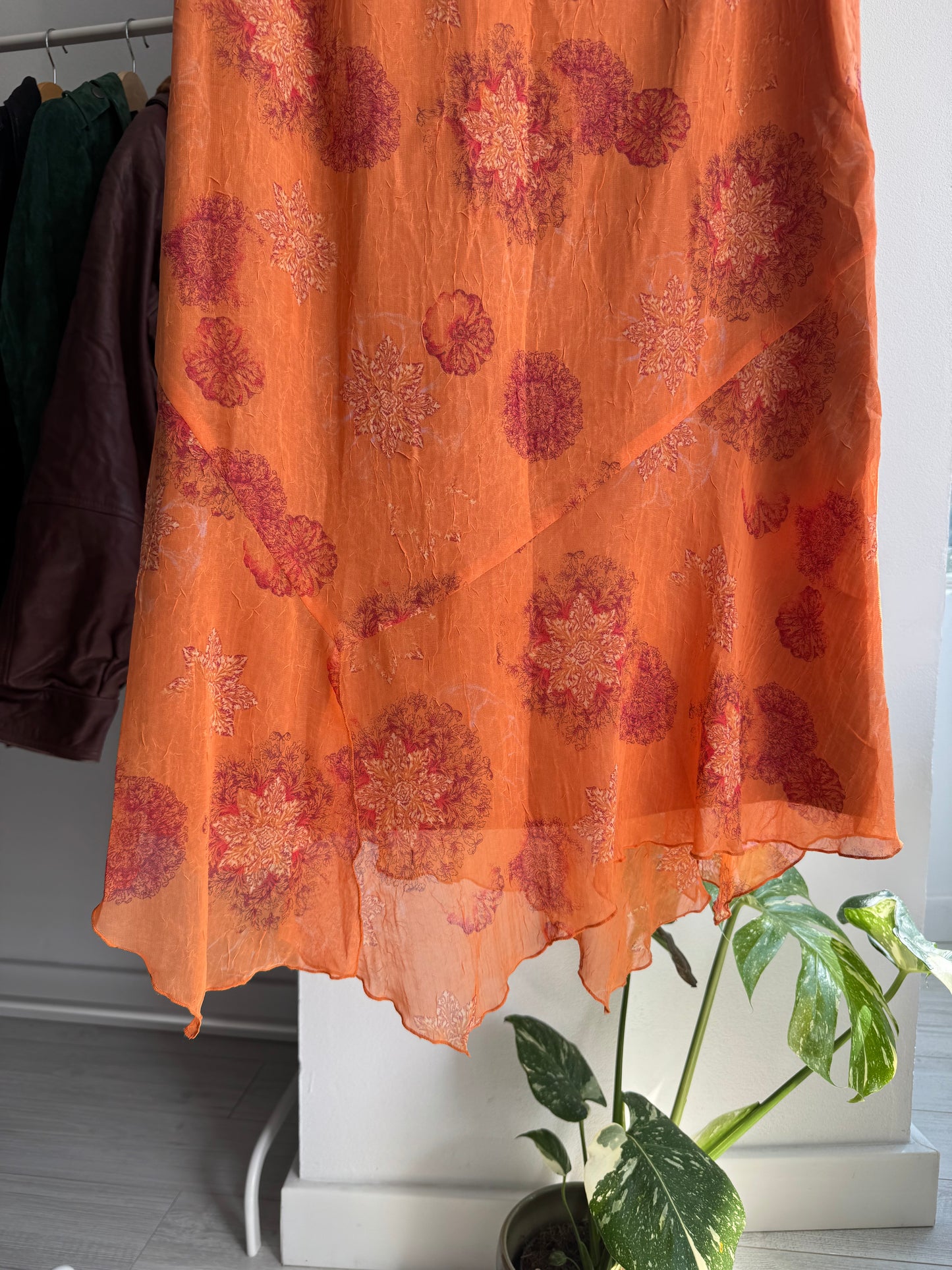 🍊 Fustă Y2K Printed Portocalie – EU 40 (M/L Damă)