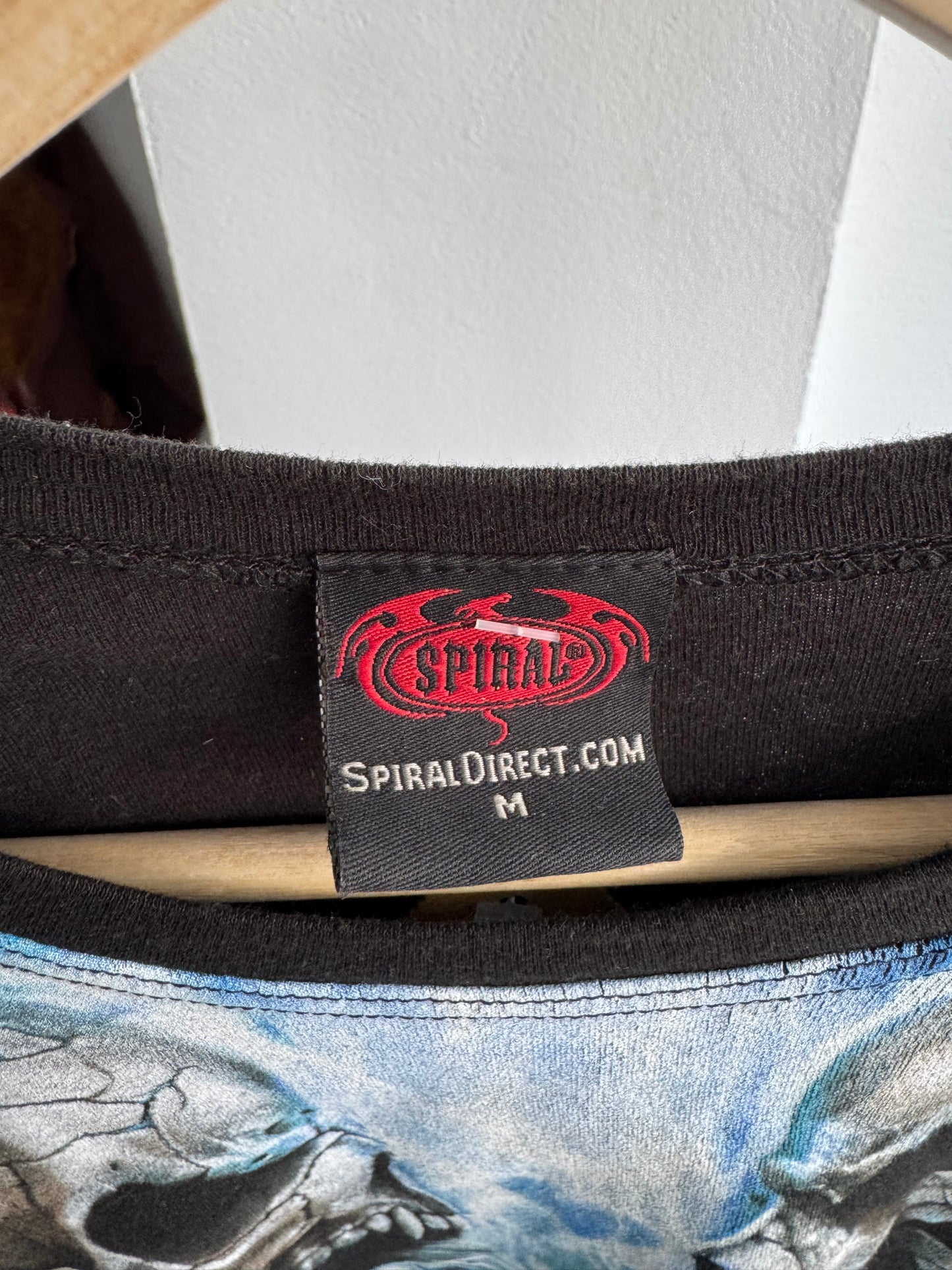 ☠️ Tricou Y2K Spiral Direct Graphic Tee – M Bărbați