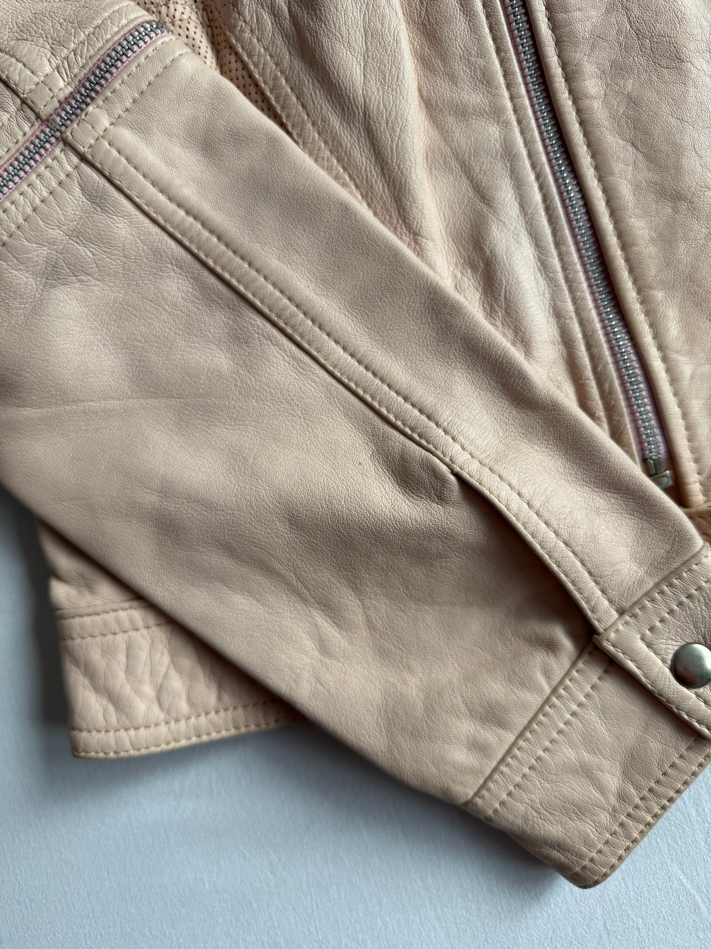 🏍️ Jachetă Biker Y2K CristinaEffe Roz Pal din Piele – IT 46 (M/L Damă)