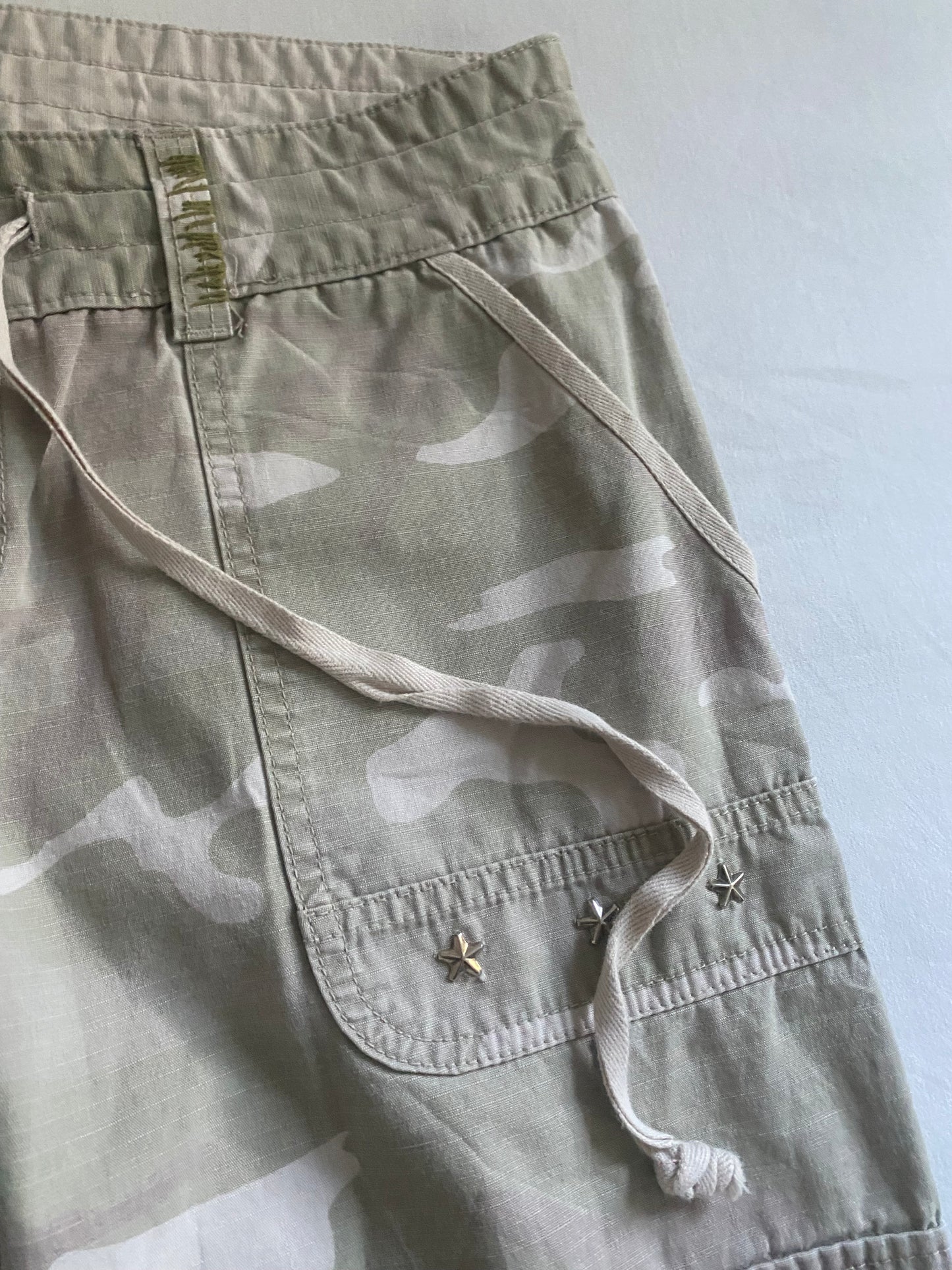 Pantaloni Cargo Y2K Evazați – Mărime US 9 – Talia Reglabilă