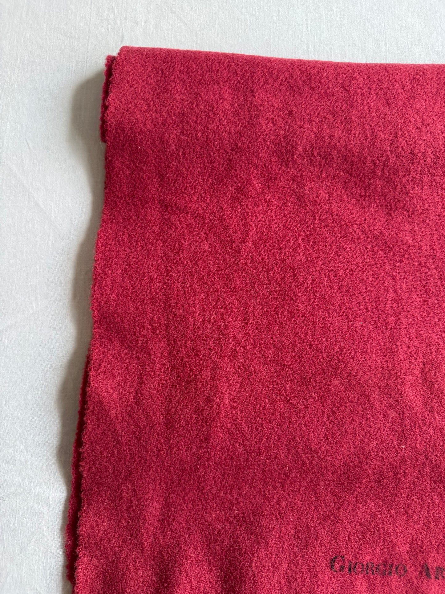 🧣 Fular Vintage Giorgio Armani / Lână naturală Burgundy (Anii ’80)