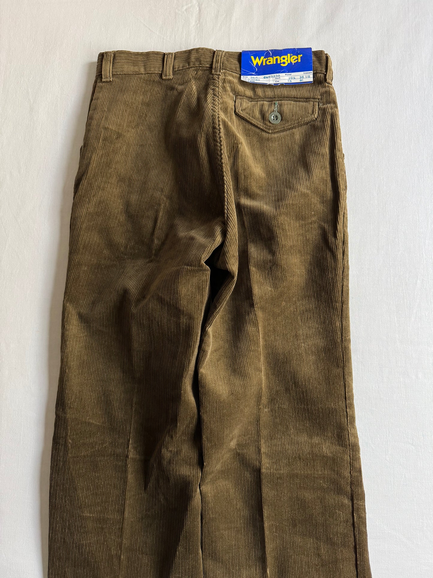 🤠 Pantaloni Wrangler Deadstock din Catifea (Corduroy) – Vintage 70’s – Olive Brown
