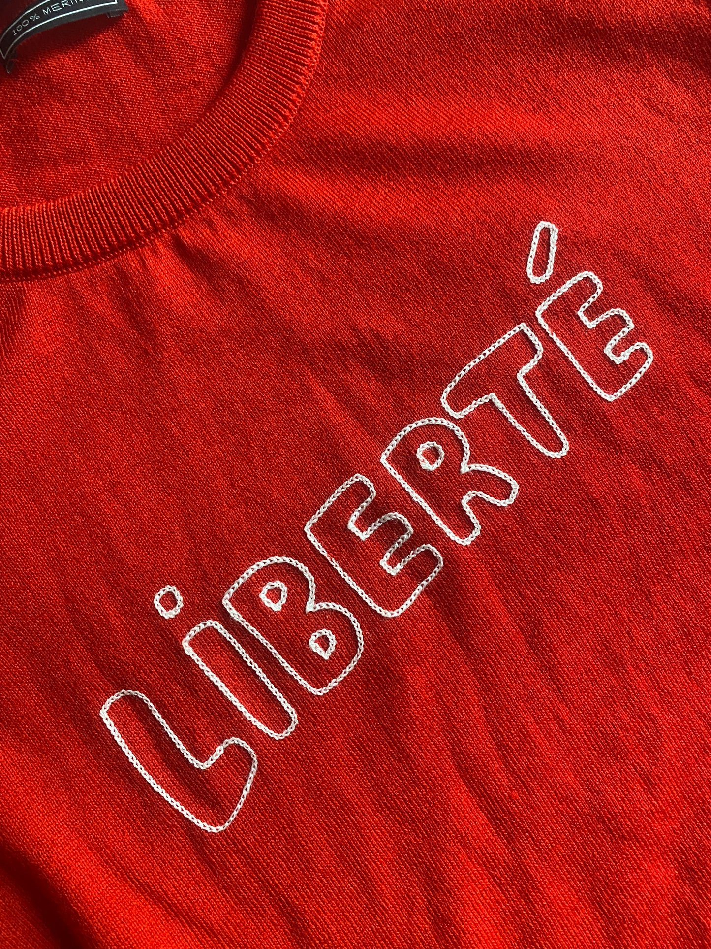 🍒 🐑 Pulover Roşu – Scripted – Lână Merinos – EU 38