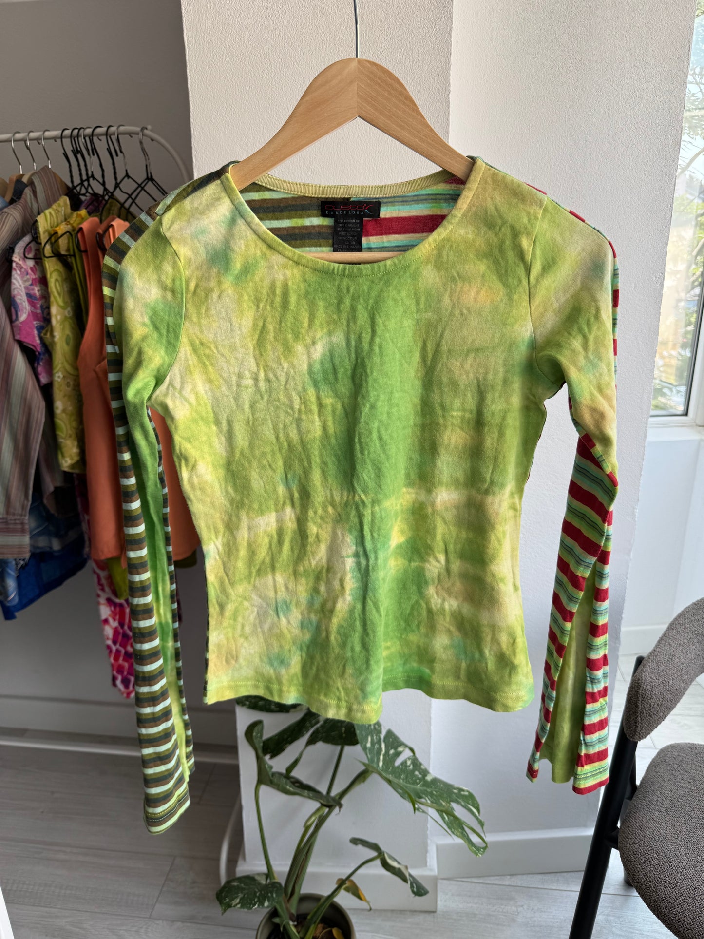 ✨ Top Imprimat Tie Dye & Dungi Custo Barcelona Y2K | Mâneci Evazate – S/M Damă