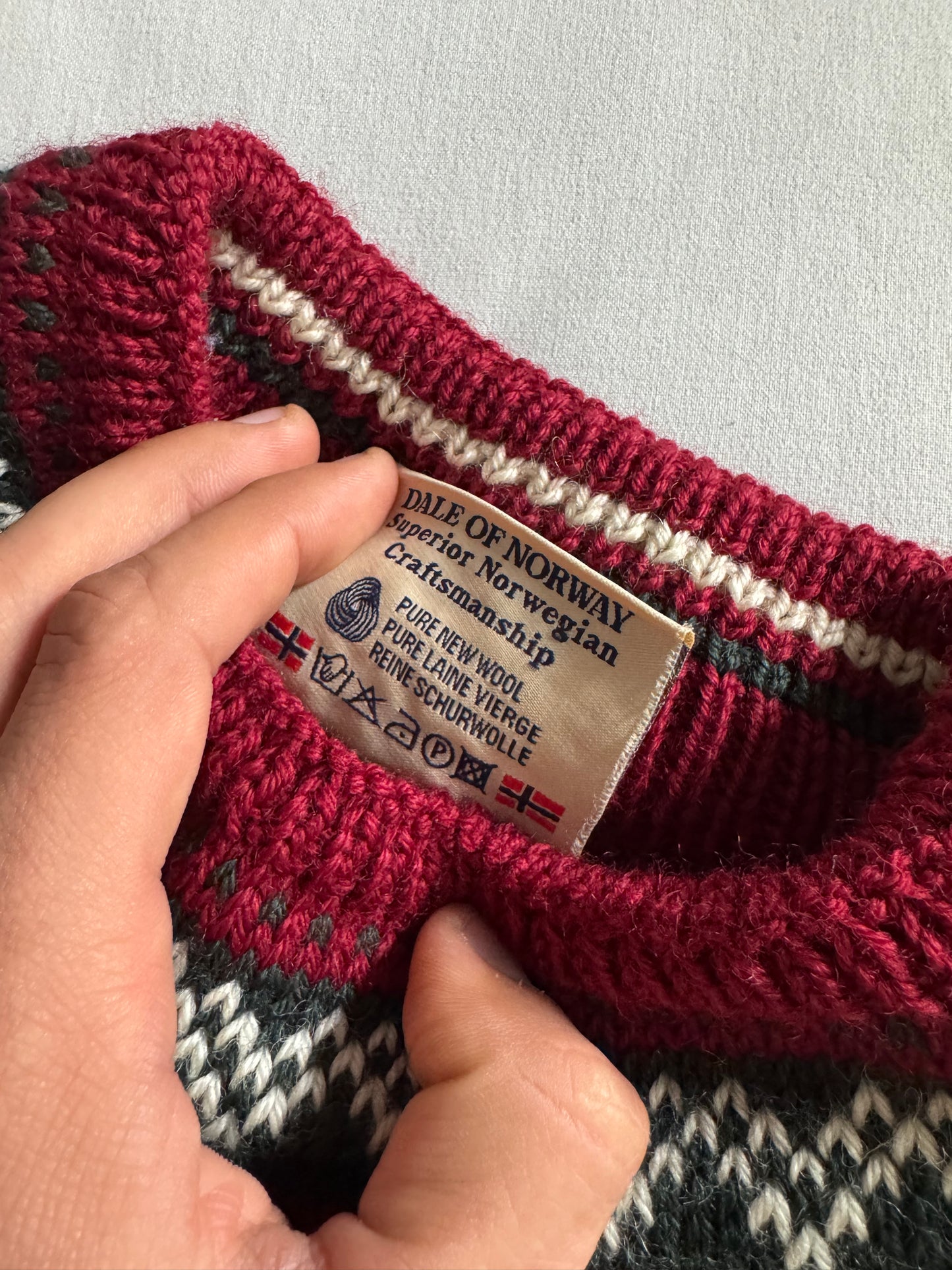 🏔️ Pulover Vintage Dale of Norway – 100% Lână Virgină – Mărime L Femei