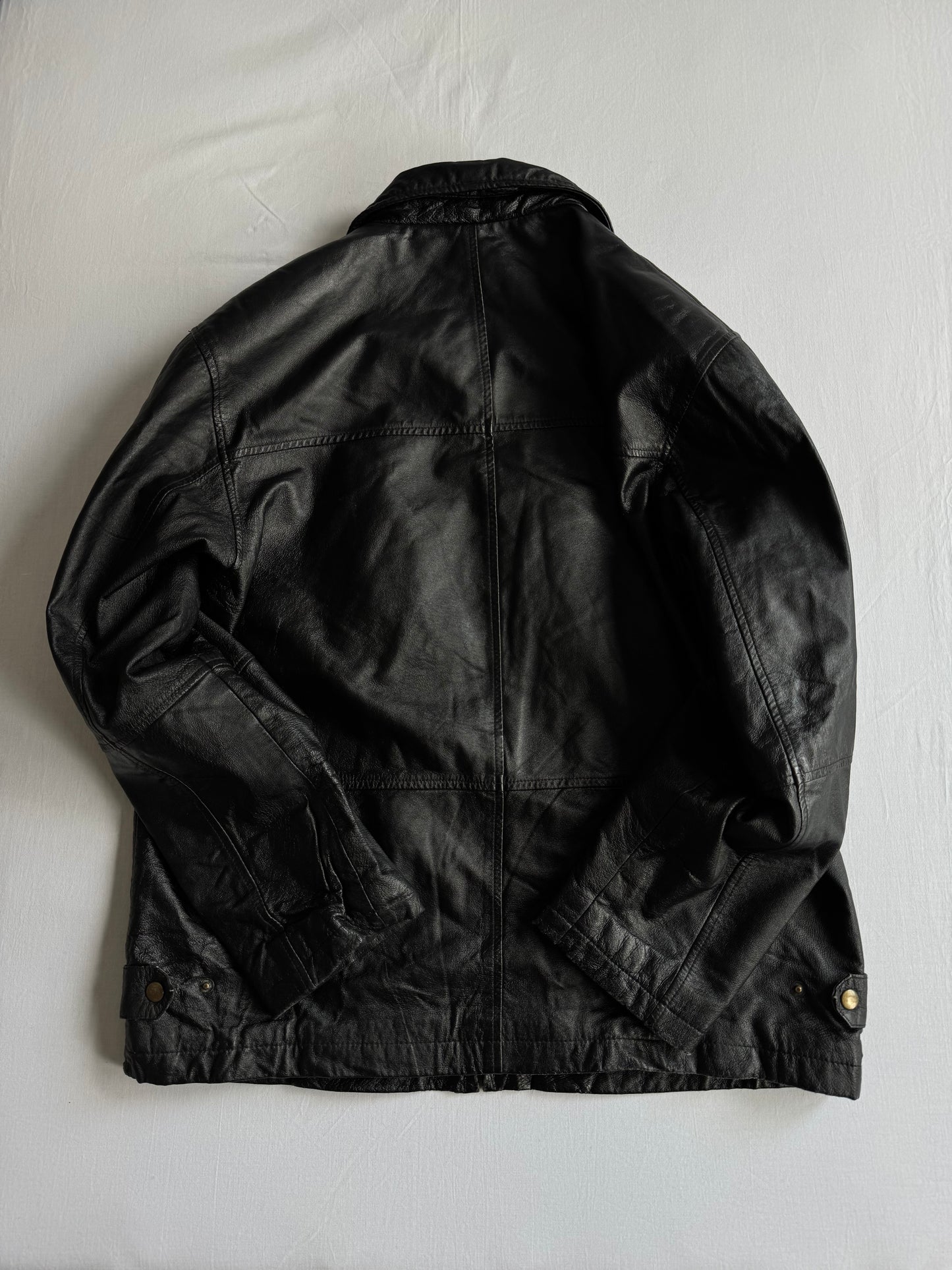 ☕️ Geacă Vintage Bărbați din Piele Neagră – M (48)