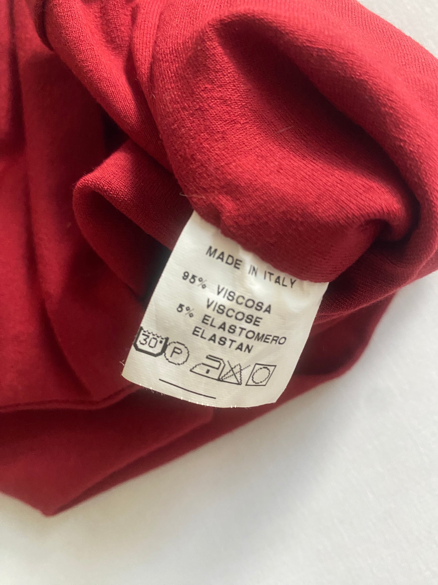 🍷 Top Cropped Y2K Burgundy din Vâscoză – Femei M – Made in Italy