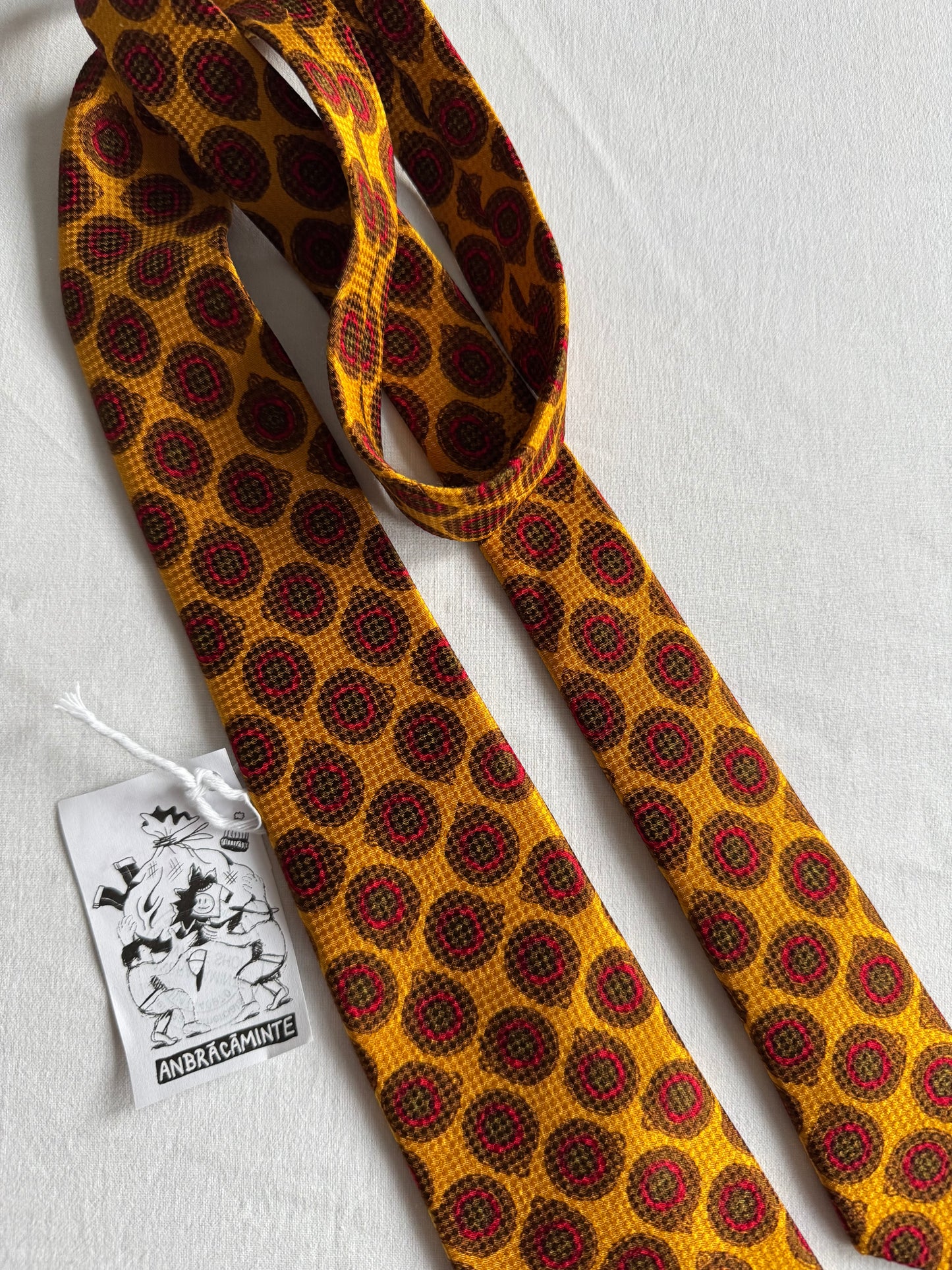 👔 Cravată Vintage Yves Saint Laurent din Mătase