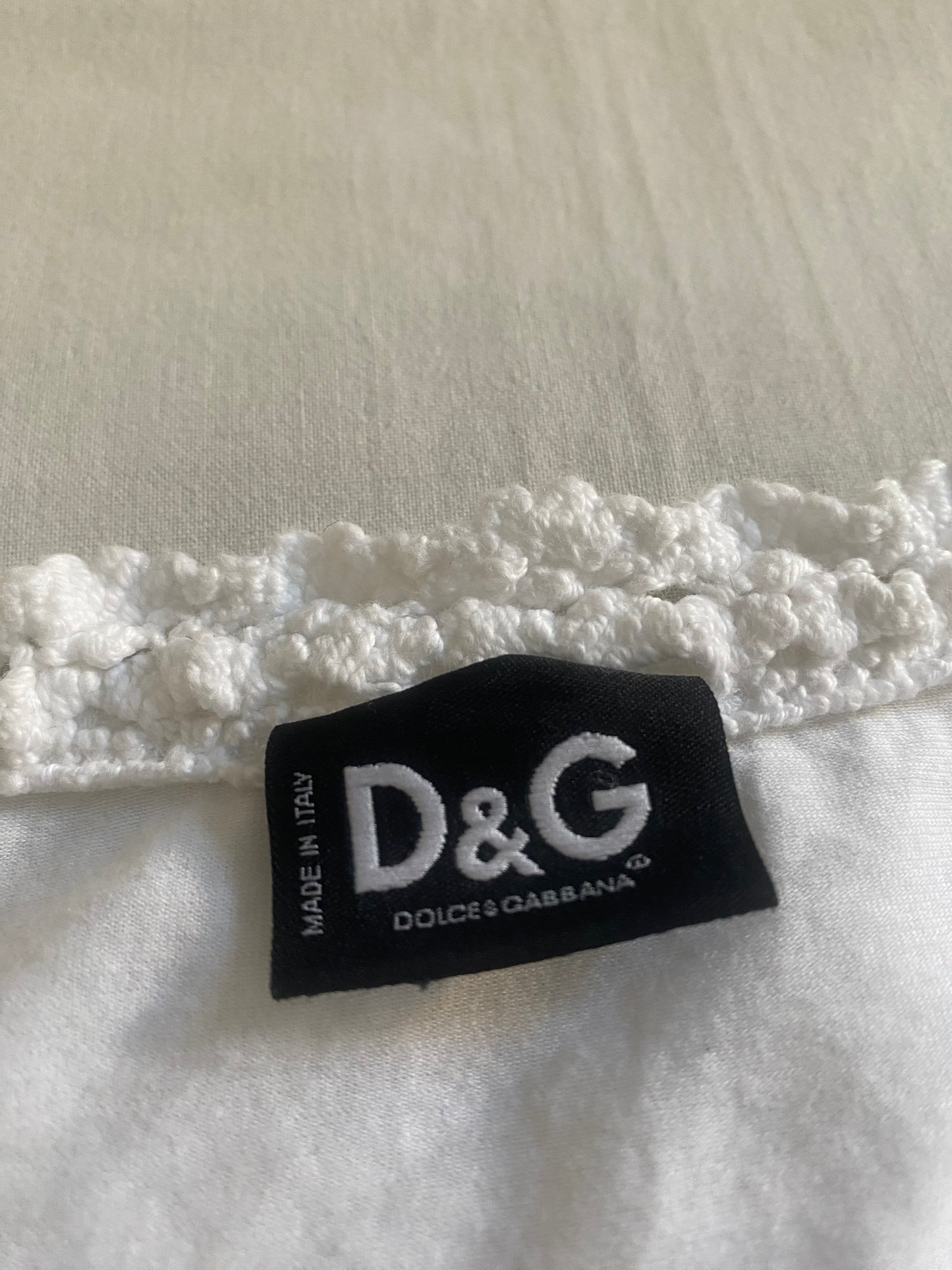 Y2K Dolce & Gabbana White U Neck Crotched Sleeves Top