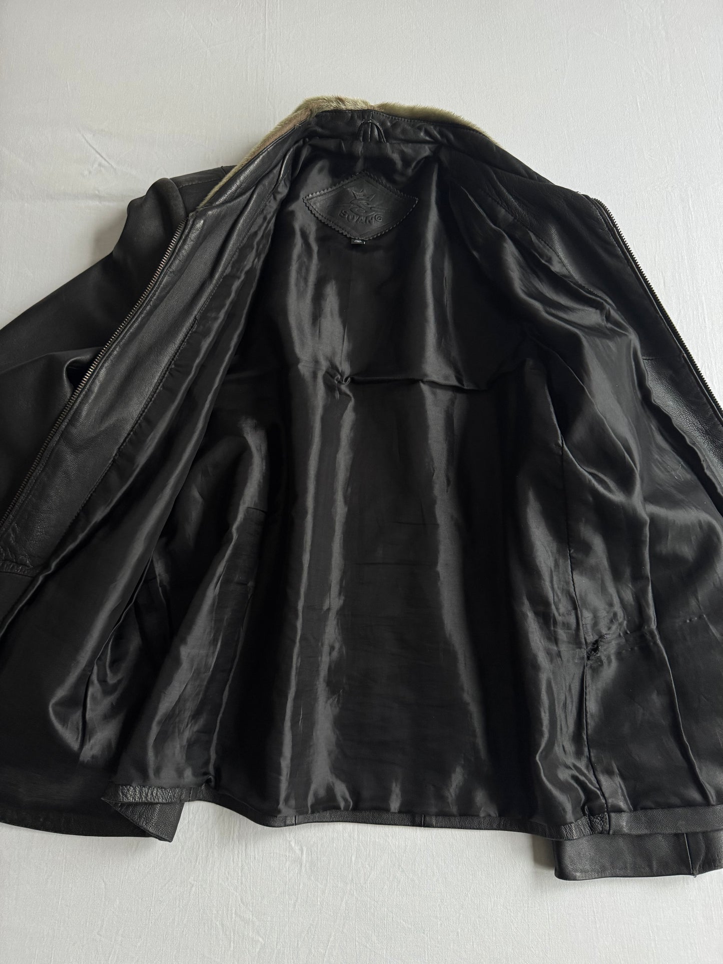 🖤 Geacă Vintage Damă din Piele Neagră cu Aplicații Păr Animal – XXL