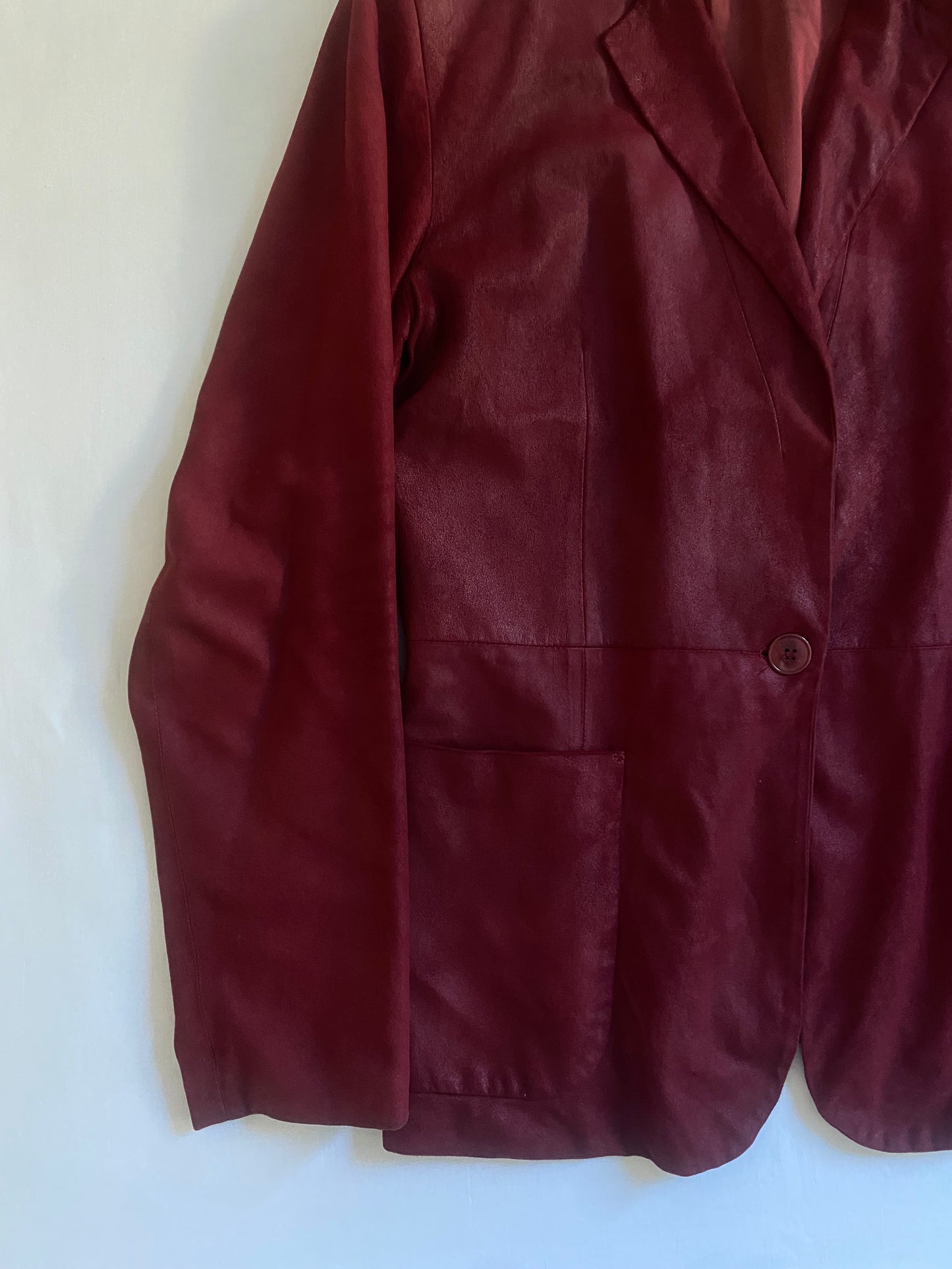 Sacou Vintage Emporio Armani – Piele Burgundy – Anii ’80 – Made in Italy – IT 44