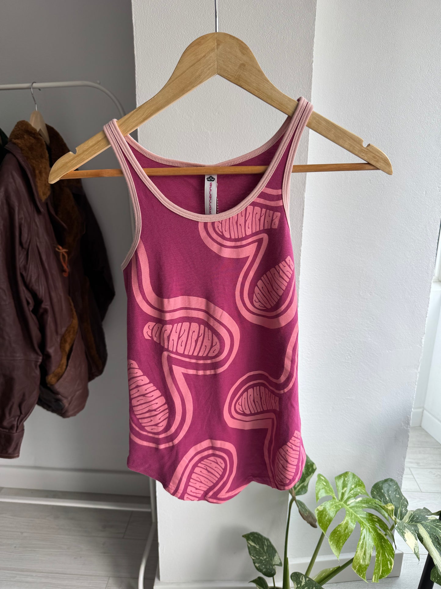 ✨ Top Y2K Graphic – M Damă – New With Tags