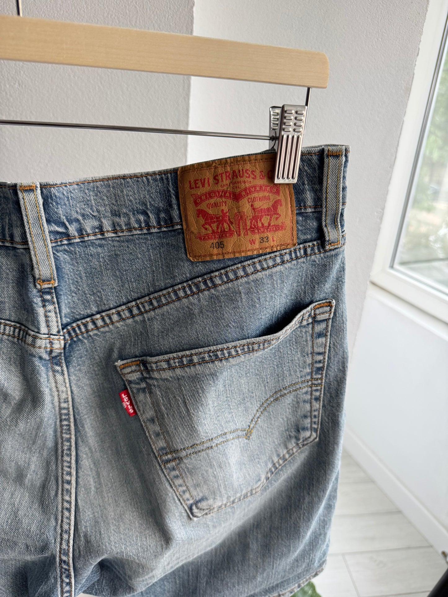 👖 Pantaloni Scurți Levi’s 405 Jorts – W33