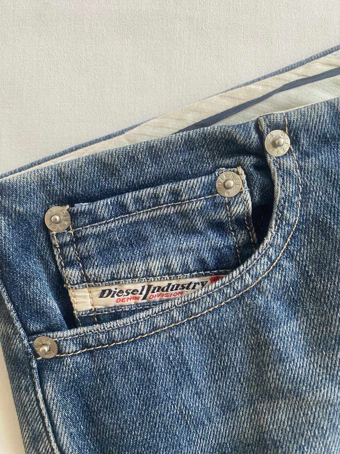Fustă Y2K Diesel Denim Pencil – Mărime US 26 (EU 38) 👖✂️