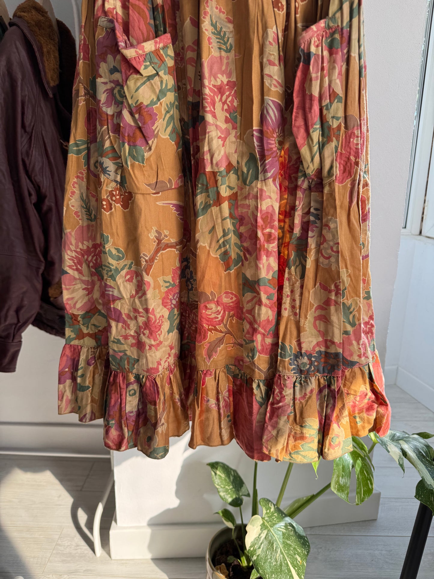 🌸 Fustă Vintage Floral Printed cu Buzunare – EU 36 (XS/S Damă) – Made in Italy