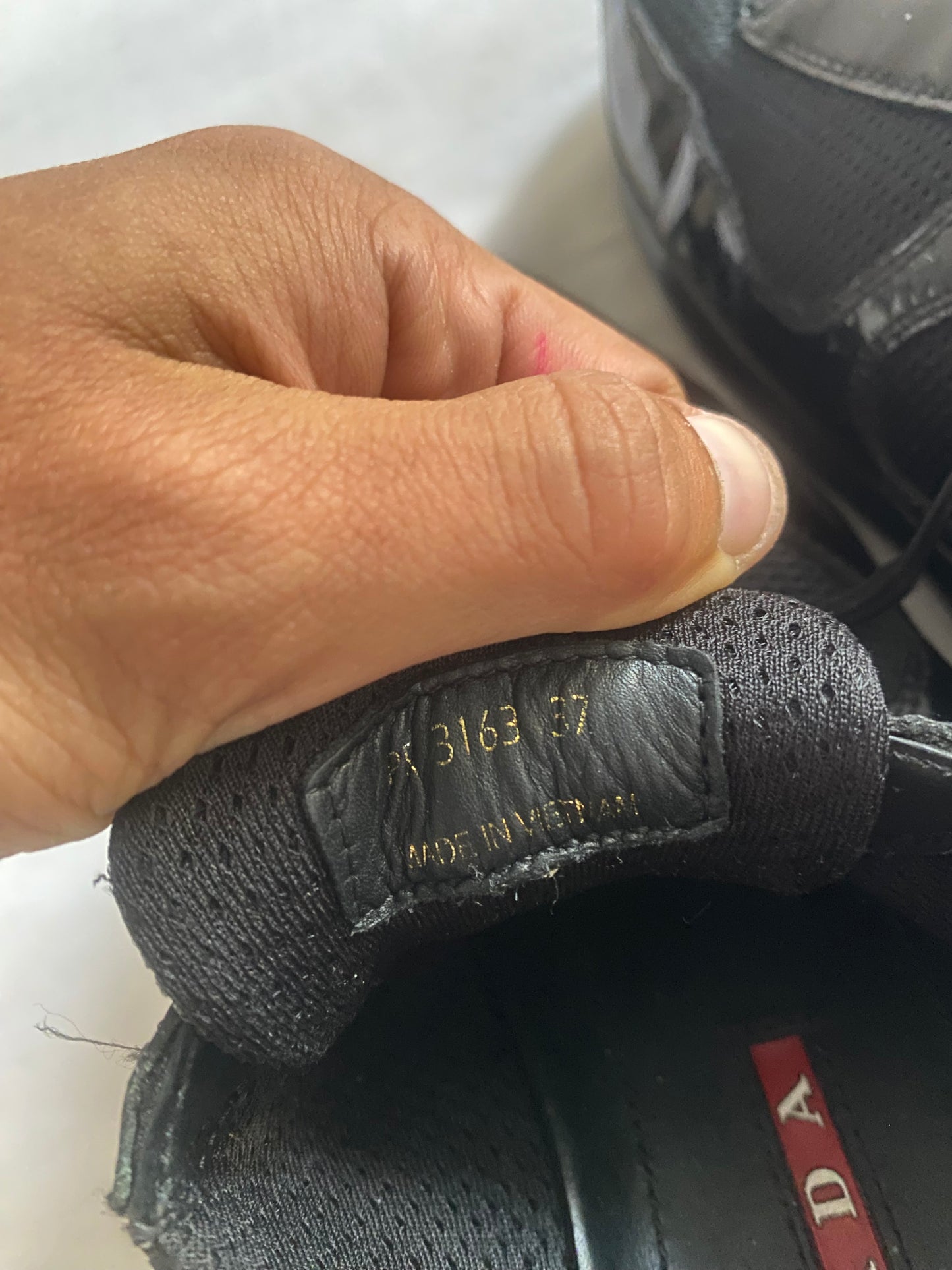 ⛵️ Sneakers Vintage Prada – America’s Cup – Piele Lăcuită Neagră – Mărime 37