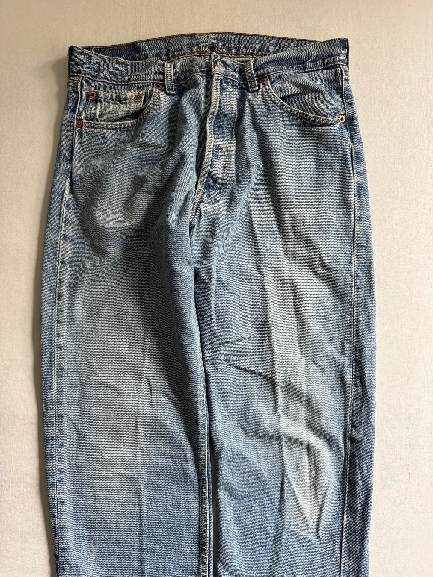 👖 Blugi Vintage Levi’s 501 – Mărime W34 x L32 – Made in UK