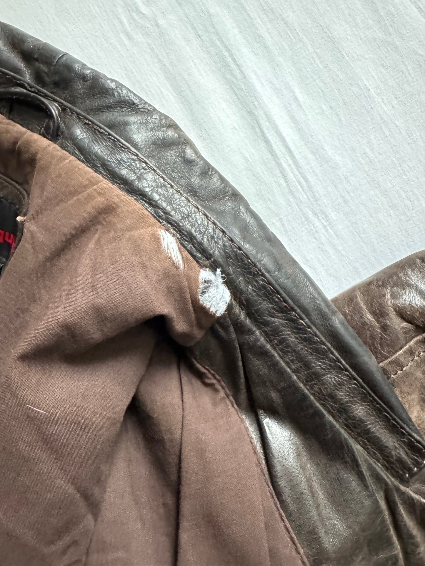 🧥 Jachetă vintage din piele maro – mărimea XL