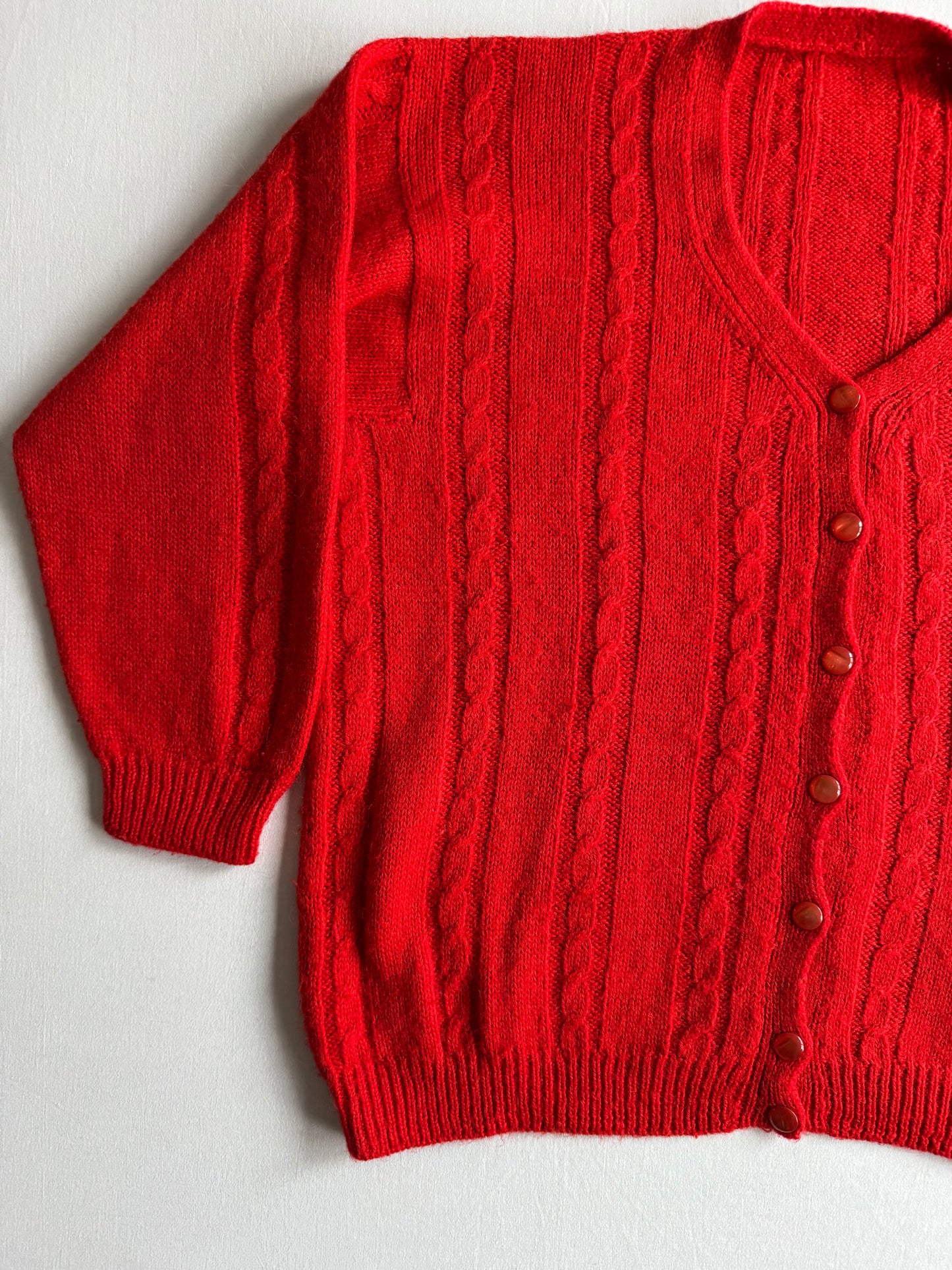 🍒 Cardigan Vintage Damă Roșu Cable Knit – aprox. L