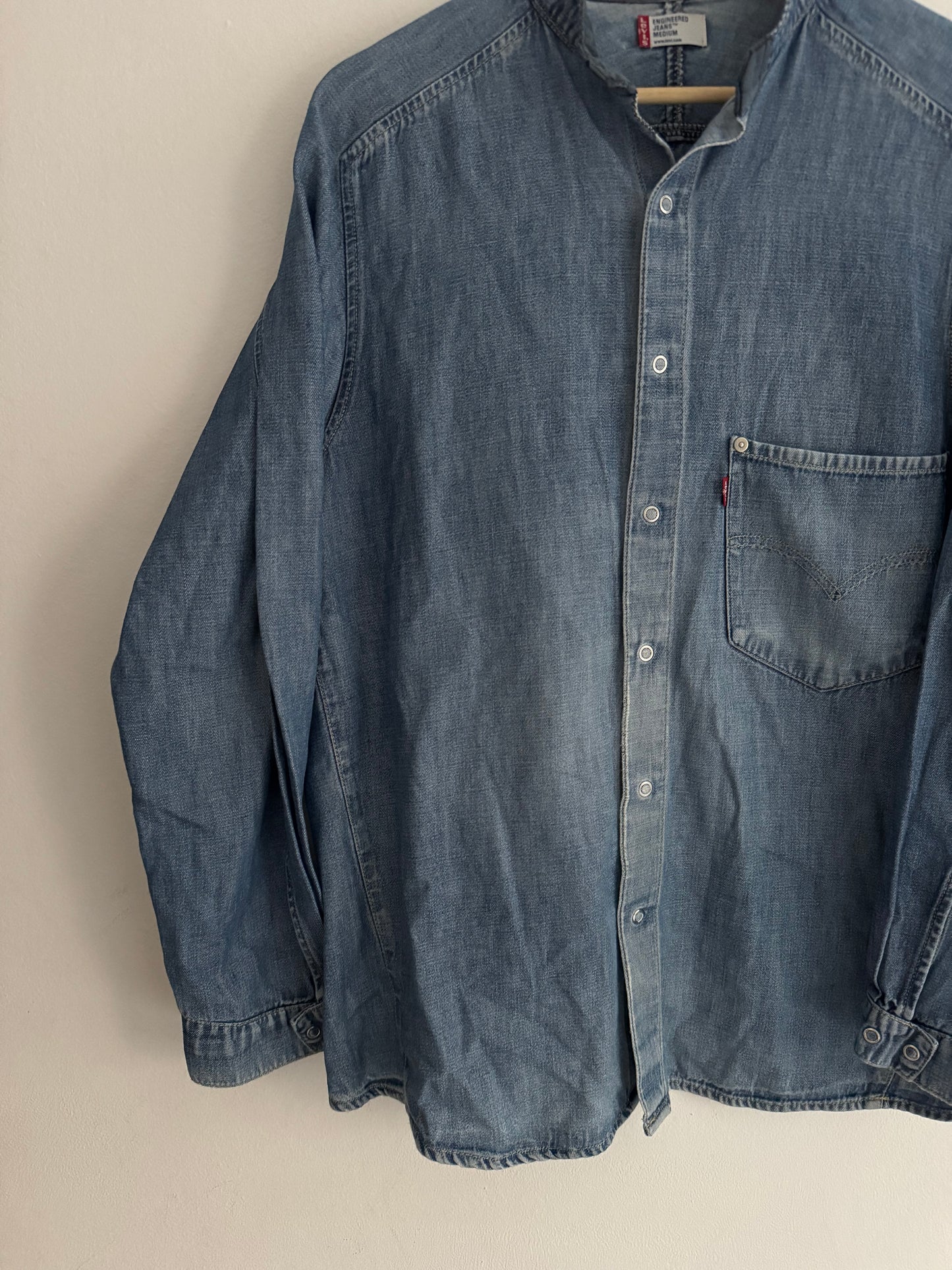 👖 Cămașă Vintage Levi’s Engineered Jeans Denim – M