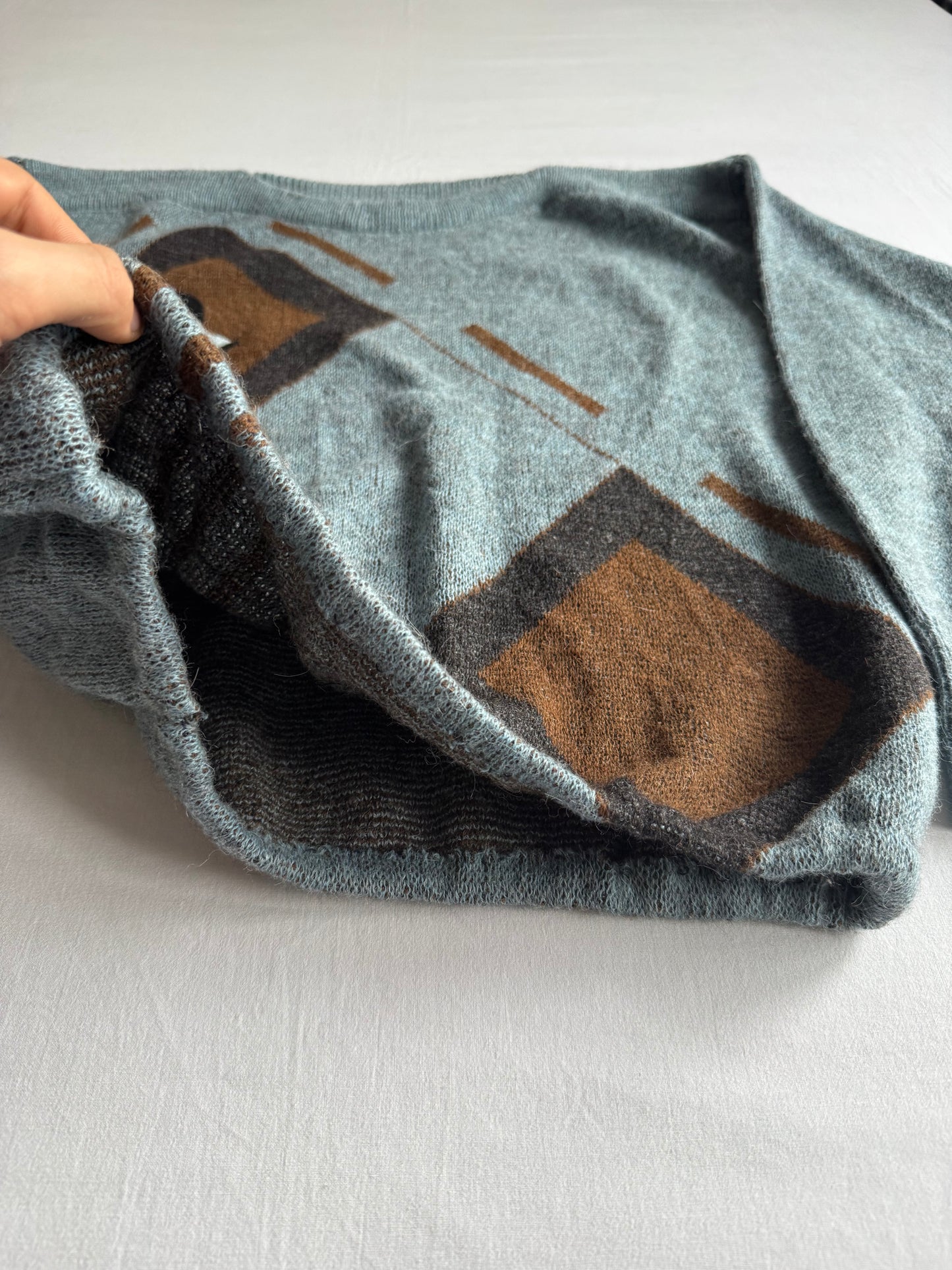 🧶 Pulover Vintage Albastru cu Model Grafic Cropped – Oversized / Unifit