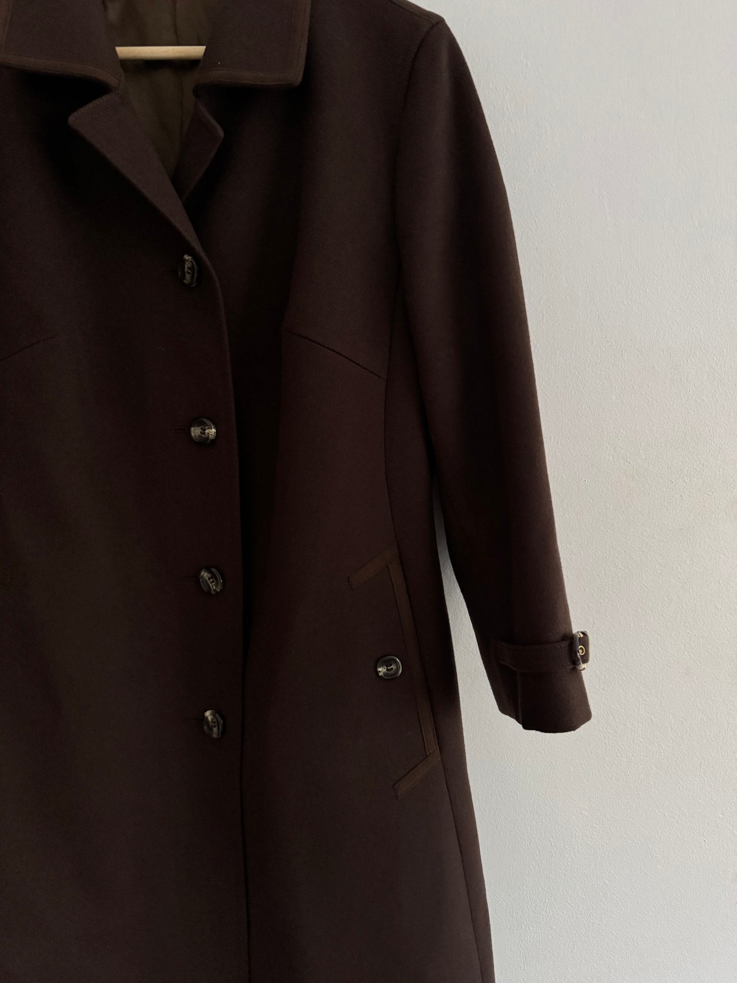 🧥 Palton Vintage Damă Maro Închis din Lână Virgină cu Barete la Mâneci – M/L