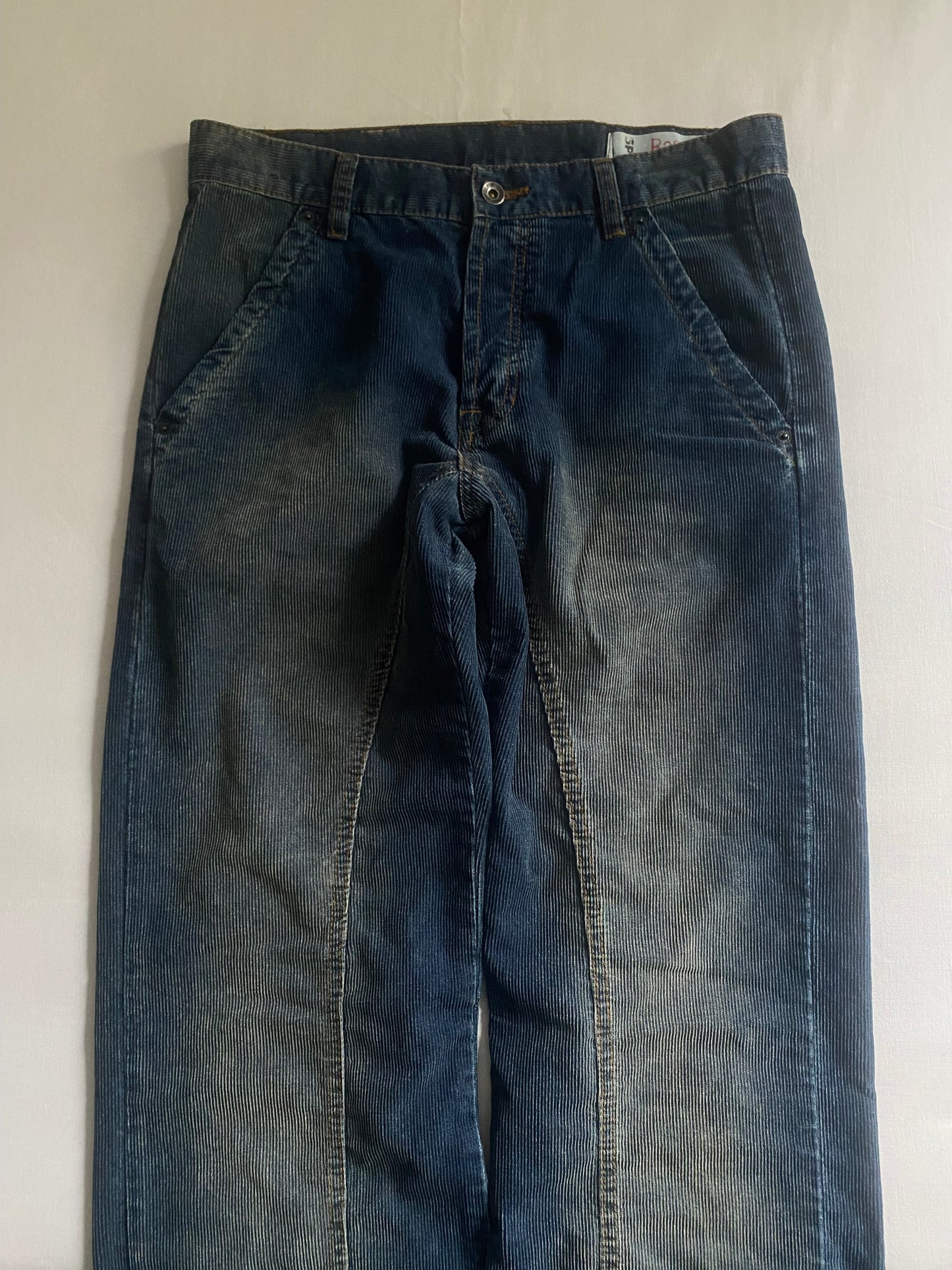 Pantaloni Y2K Corduroy – Dirty Denim Effect – Baggy Fit – US 31 / EU 40