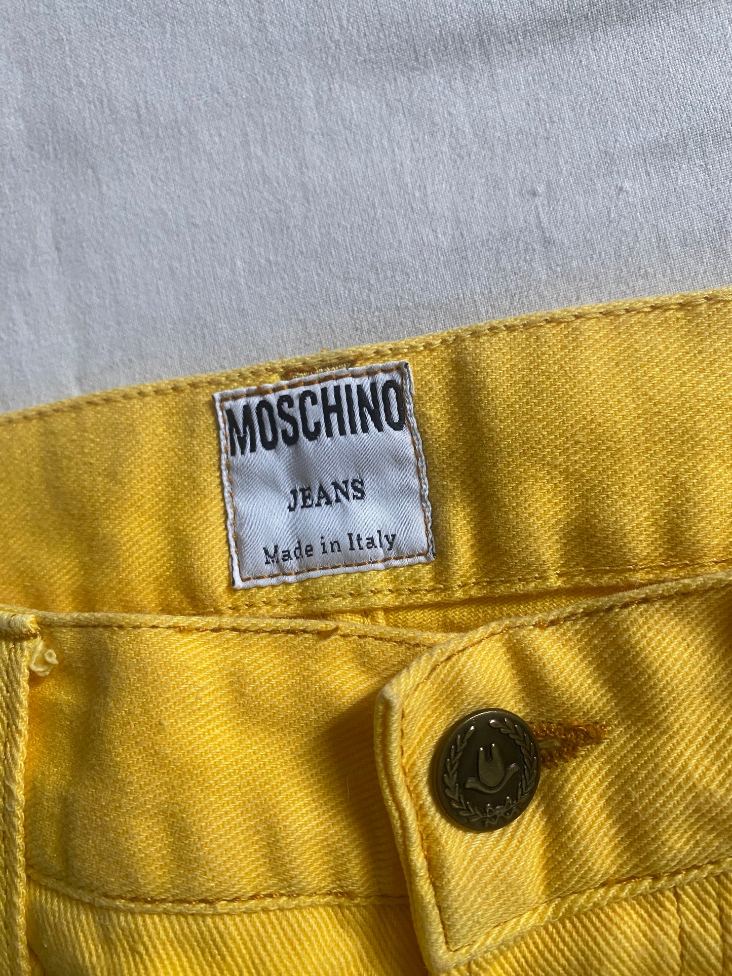 Moschino Vintage – Blugi Galbeni Made in Italy